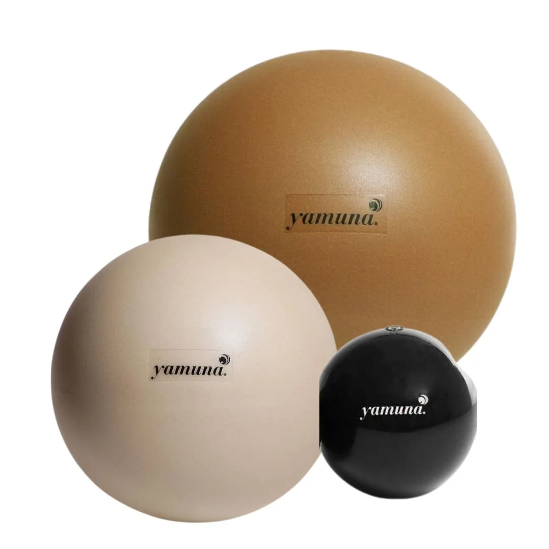 Set of three Yamuna exercise balls in different sizes and colors