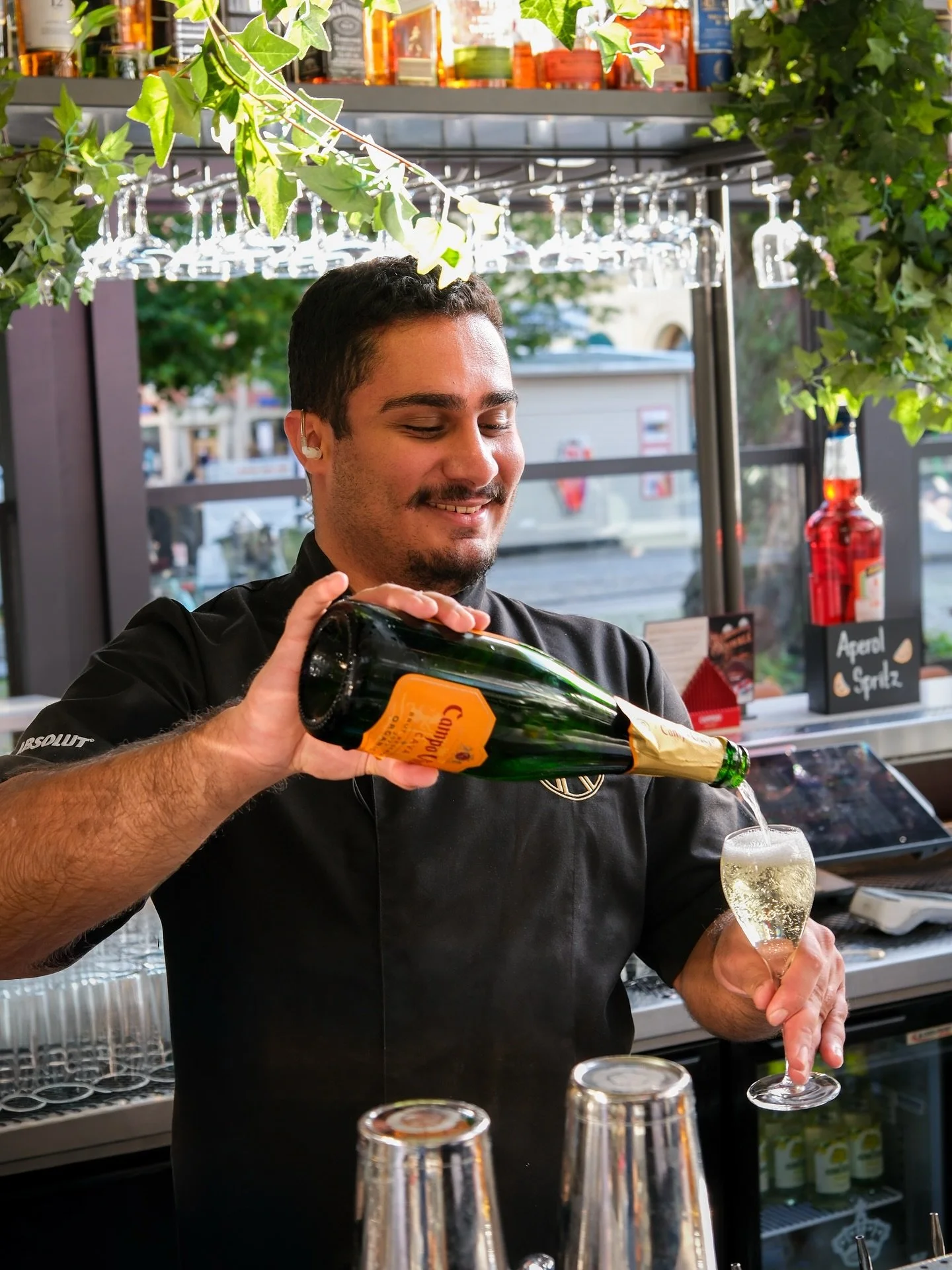 HELG &hearts;️

Helgen &auml;r &auml;ntligen h&auml;r! Kom f&ouml;rbi Brasseriet och l&aring;t oss ta hand om resten, fr&aring;n smakerna p&aring; tallriken till drycken i glaset 🥂

(Alkoholfria alternativ finns) 

#localbusinessnwtmedia