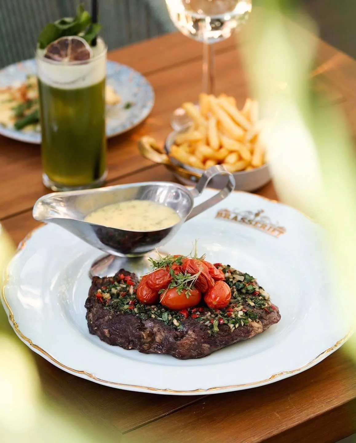 TREVLIG (SOLIG) HELG ☀️💛
V&auml;rmande v&aring;rsol och uteserveringsh&auml;ng st&aring;r p&aring; schemat! V&auml;lkommen till Brasseriet f&ouml;r lunch, after work och middag 💌

#localbusinessnwtmedia