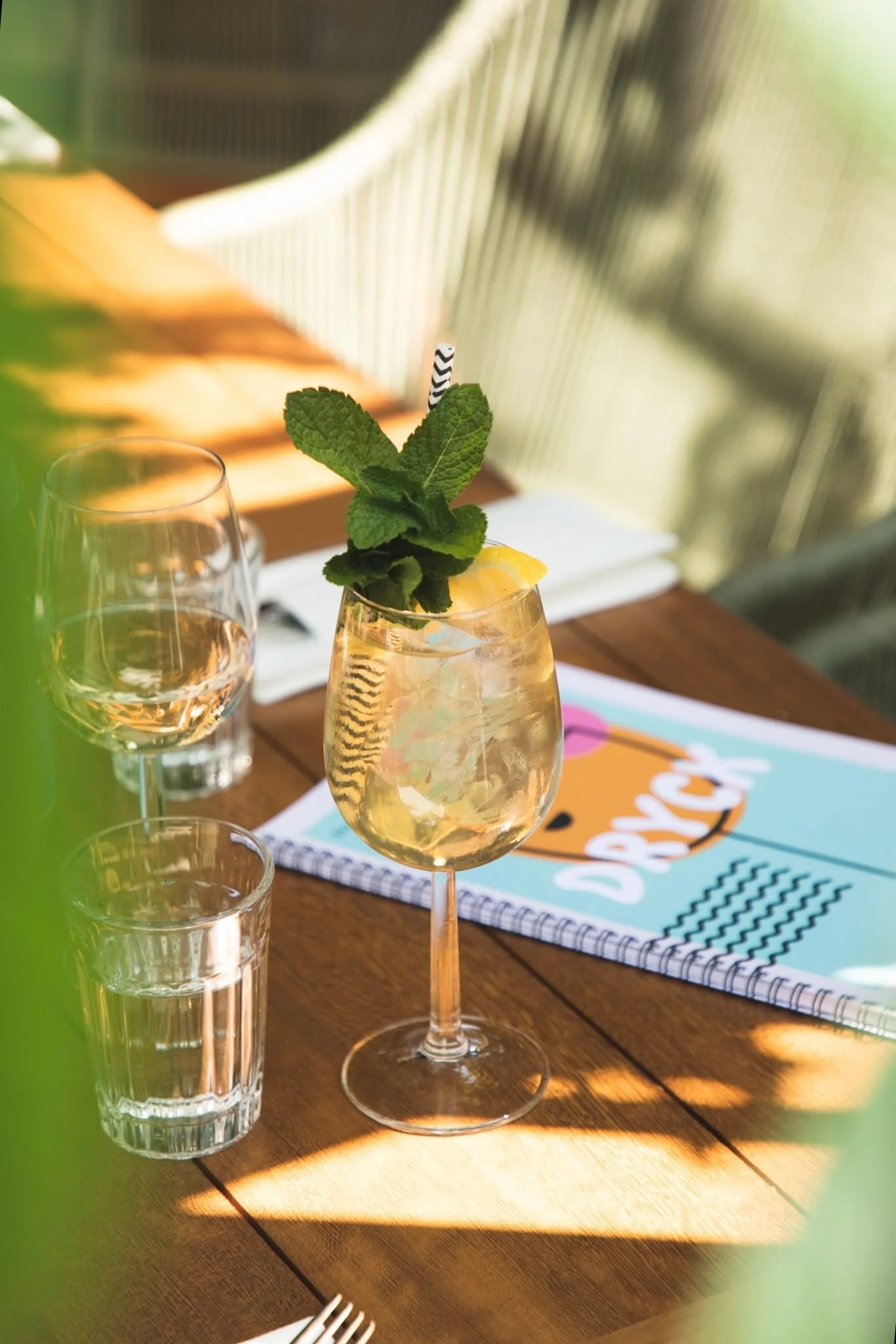 SMYGSTARTA P&Aring;SKHELGEN 🐣🏒
Vi visar hockeyn och avnjuter v&aring;rsolen p&aring; uteserveringen, &ouml;ppen hela dagen l&aring;ng - v&auml;lkommen in 💛

R&ouml;gle-F&auml;rjestad 19.00