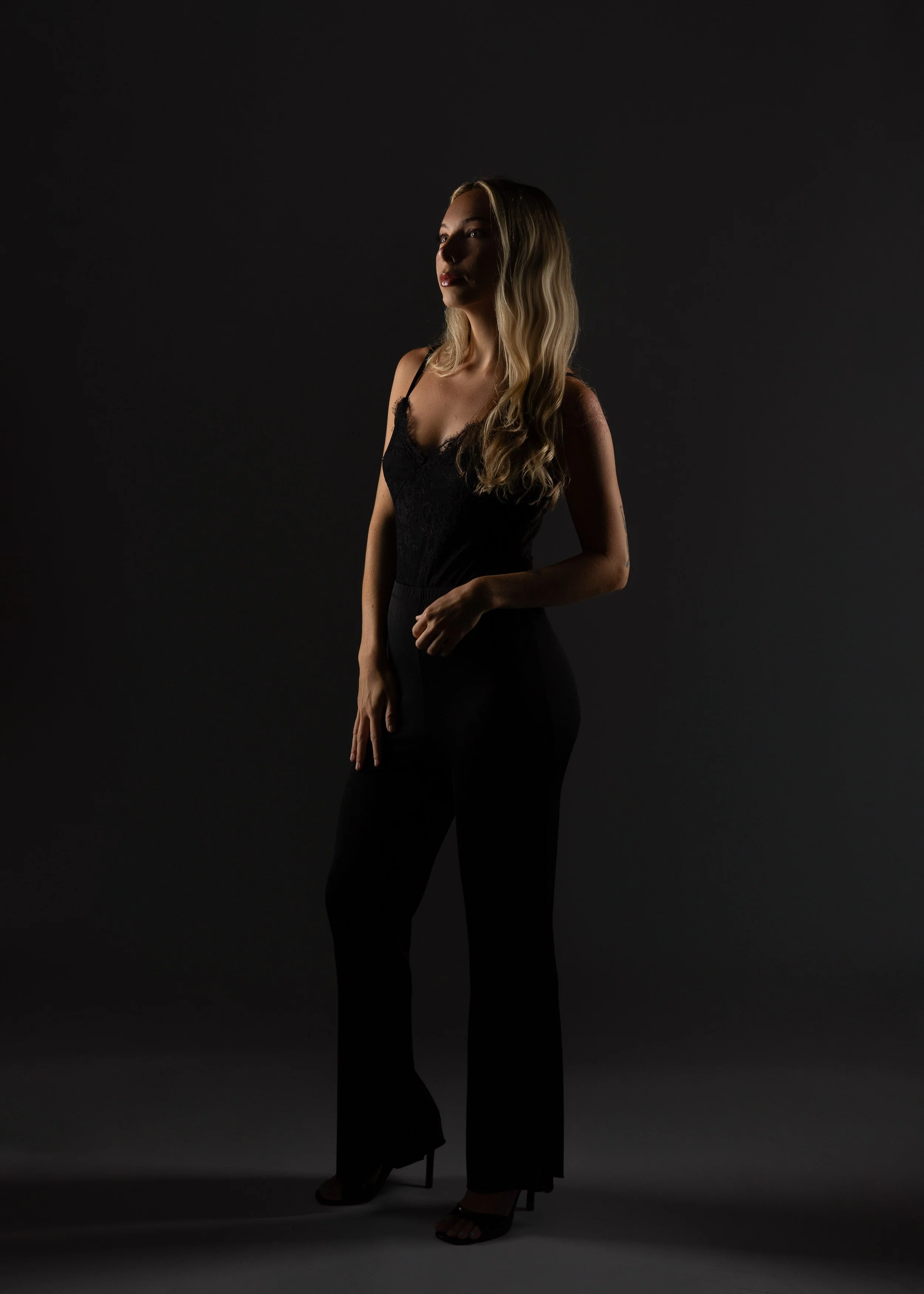 Professional headshots. Beauty glam photoshoot near me. Boudoir hurricane wv. Branding photographers near me. Sexy photoshoots Charleston wv.
