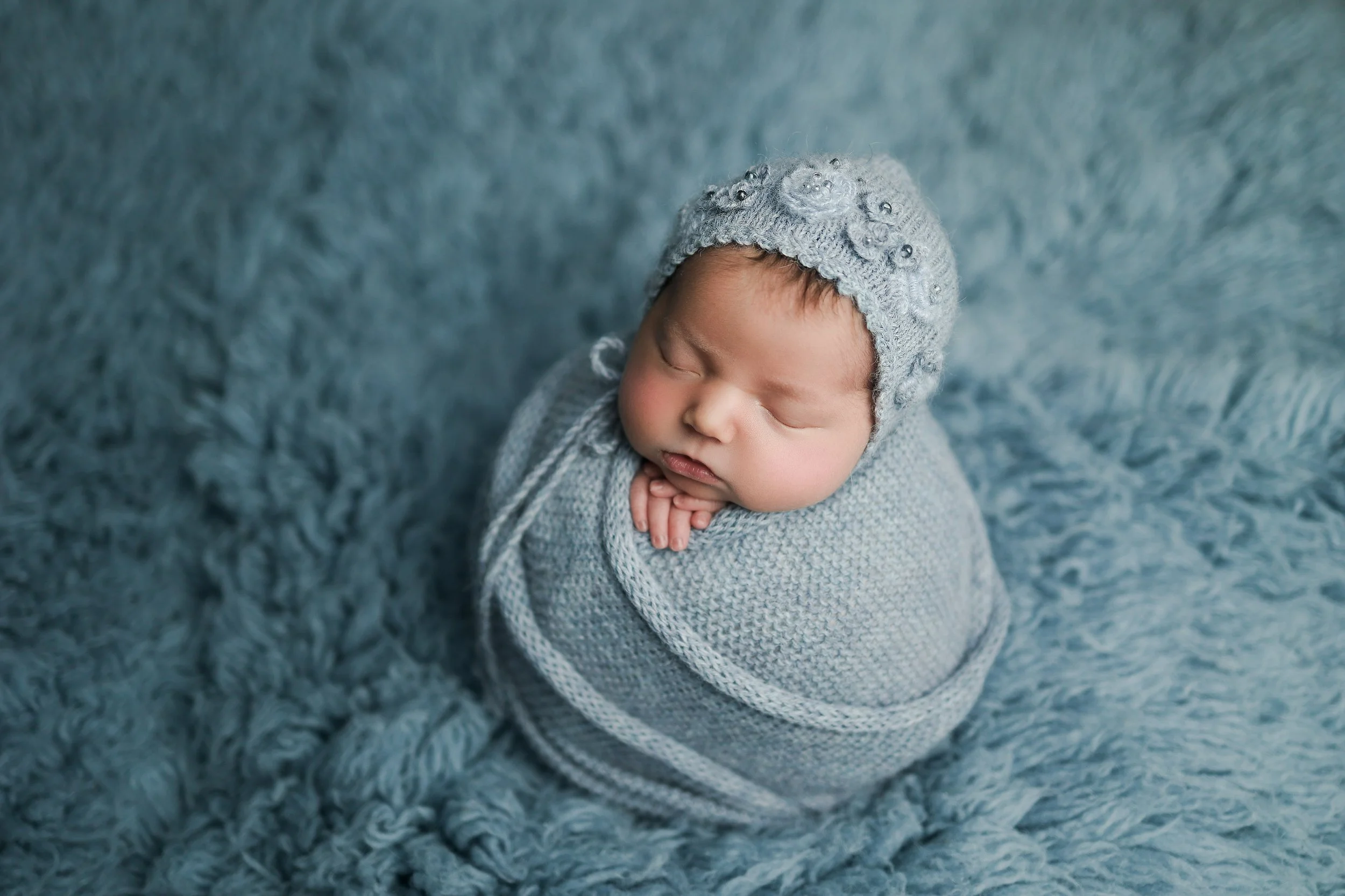 Best Photography in Nitro West Virginia. Top Rated Newborn Photography in Cross Lanes WV.  Studio Maternity in Charleston West Virginia. Best Baby Photos near South Charleston WV. Indoor Pregnancy Photoshoot Madison WV. 