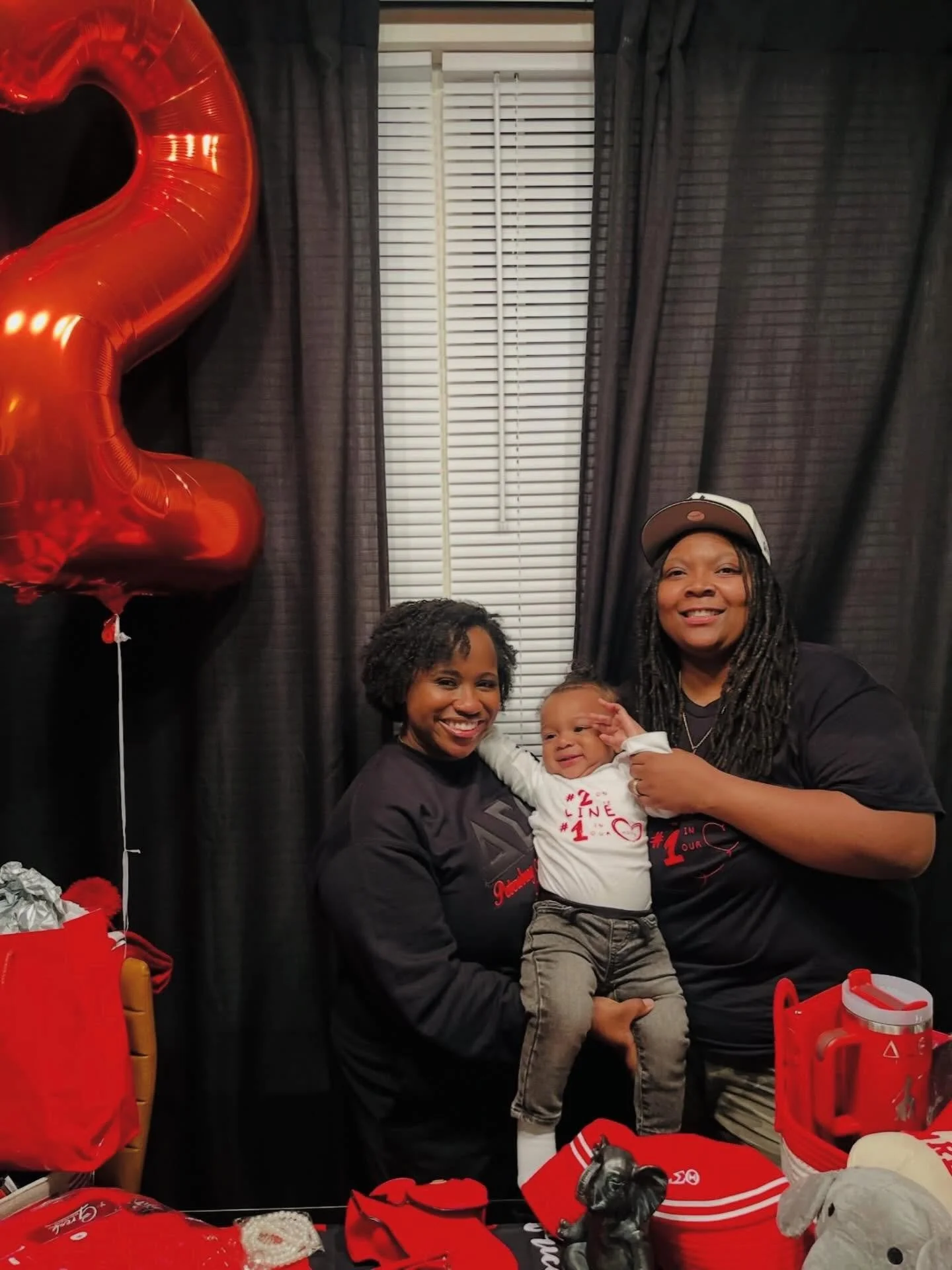 🔺CONGRATULATIONS, ALEXIS! 🐘

Our beloved doula Alexis crossed into Delta Sigma Theta Sorority this weekend and we are BEAMING with pride!!! 👏🏽

From doula work to therapy to sisterhood Alexis, you embody what it means to pour into our communities