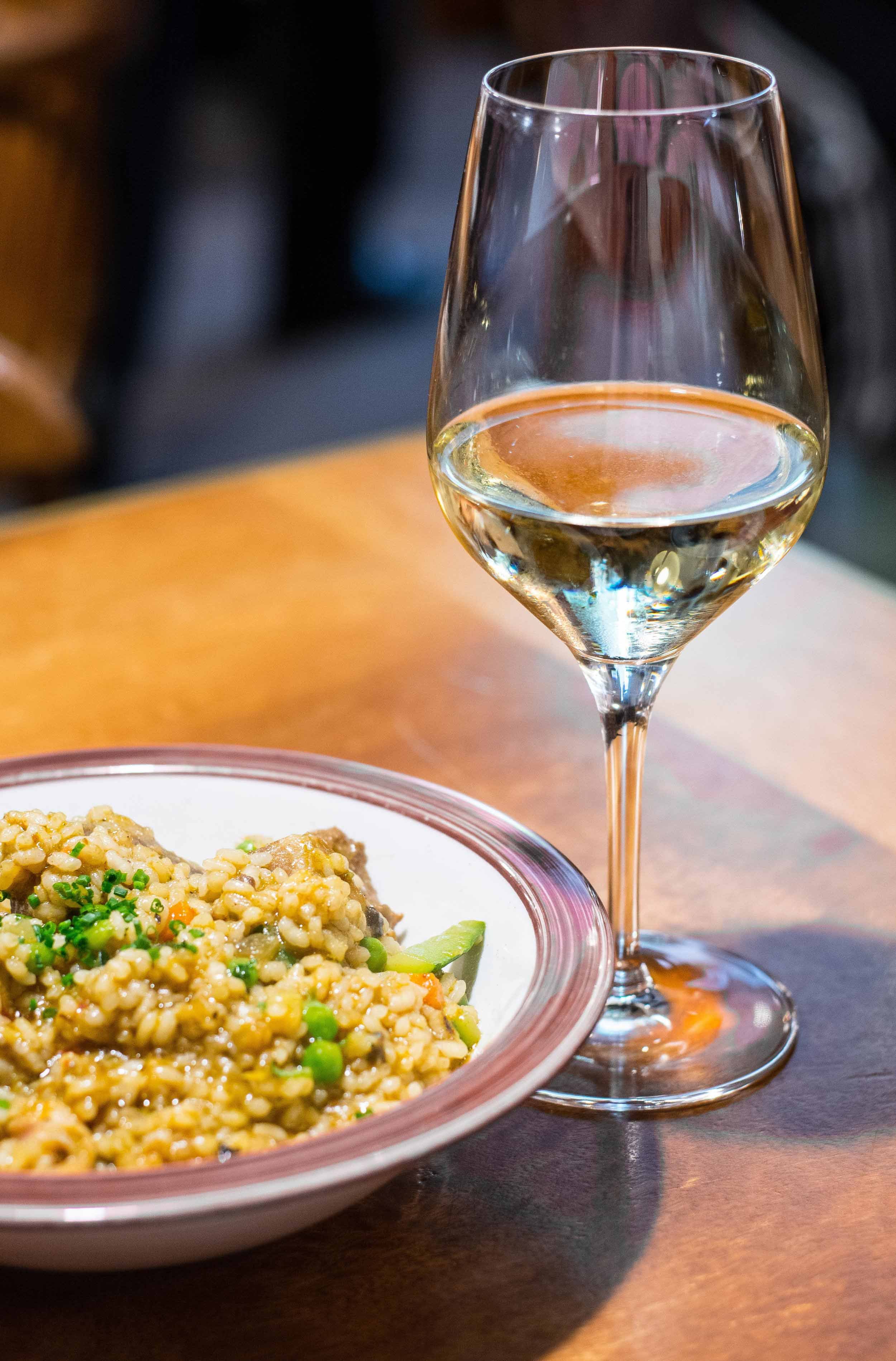 Bar Cañete a Classic Filled with Atmosphere — Barcelona Food Experience