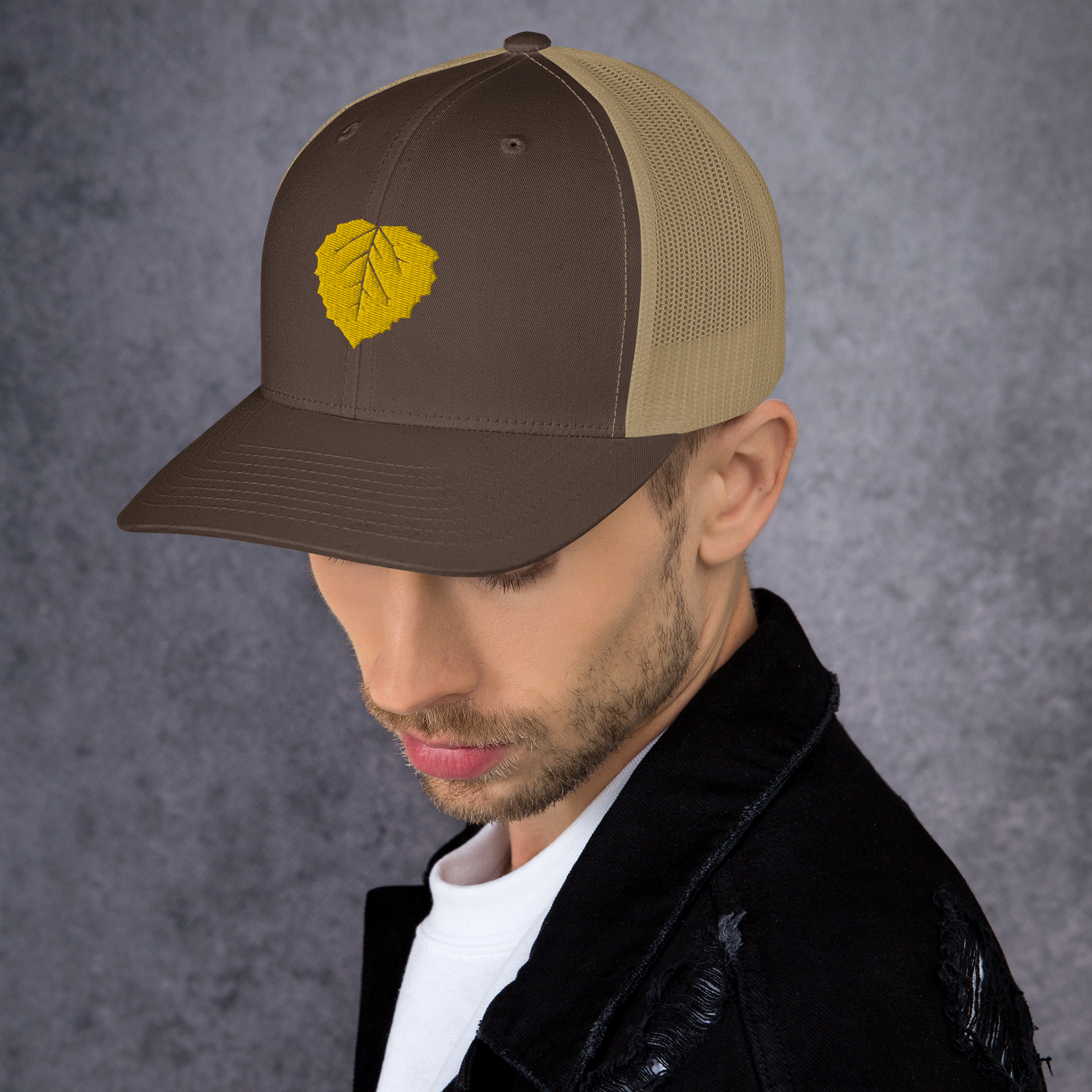 retro-trucker-hat-brown-khaki-left-672cd2633a7bf.png