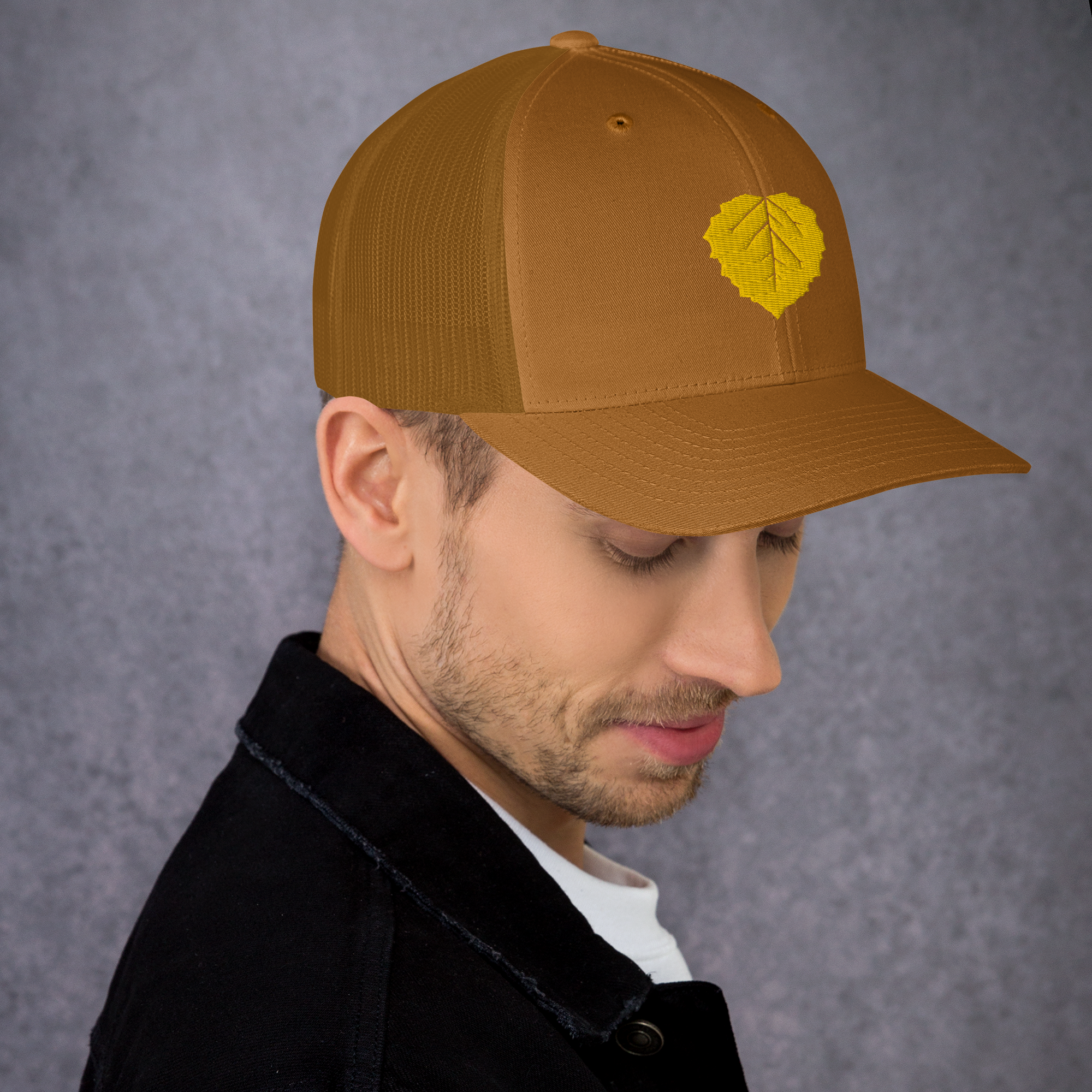 retro-trucker-hat-caramel-right-672cd2633befc.png