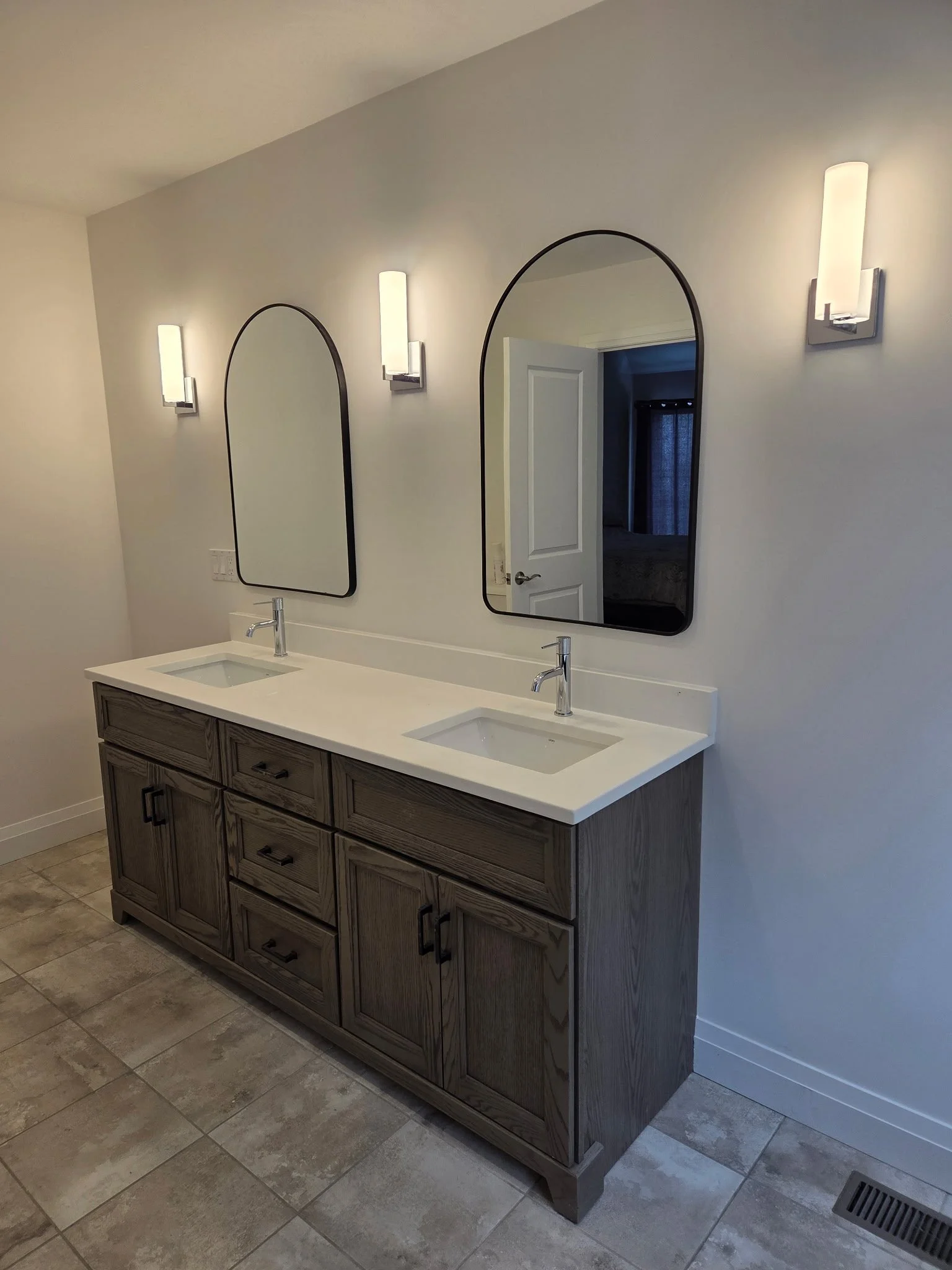 8628232064156706261 2.JPG