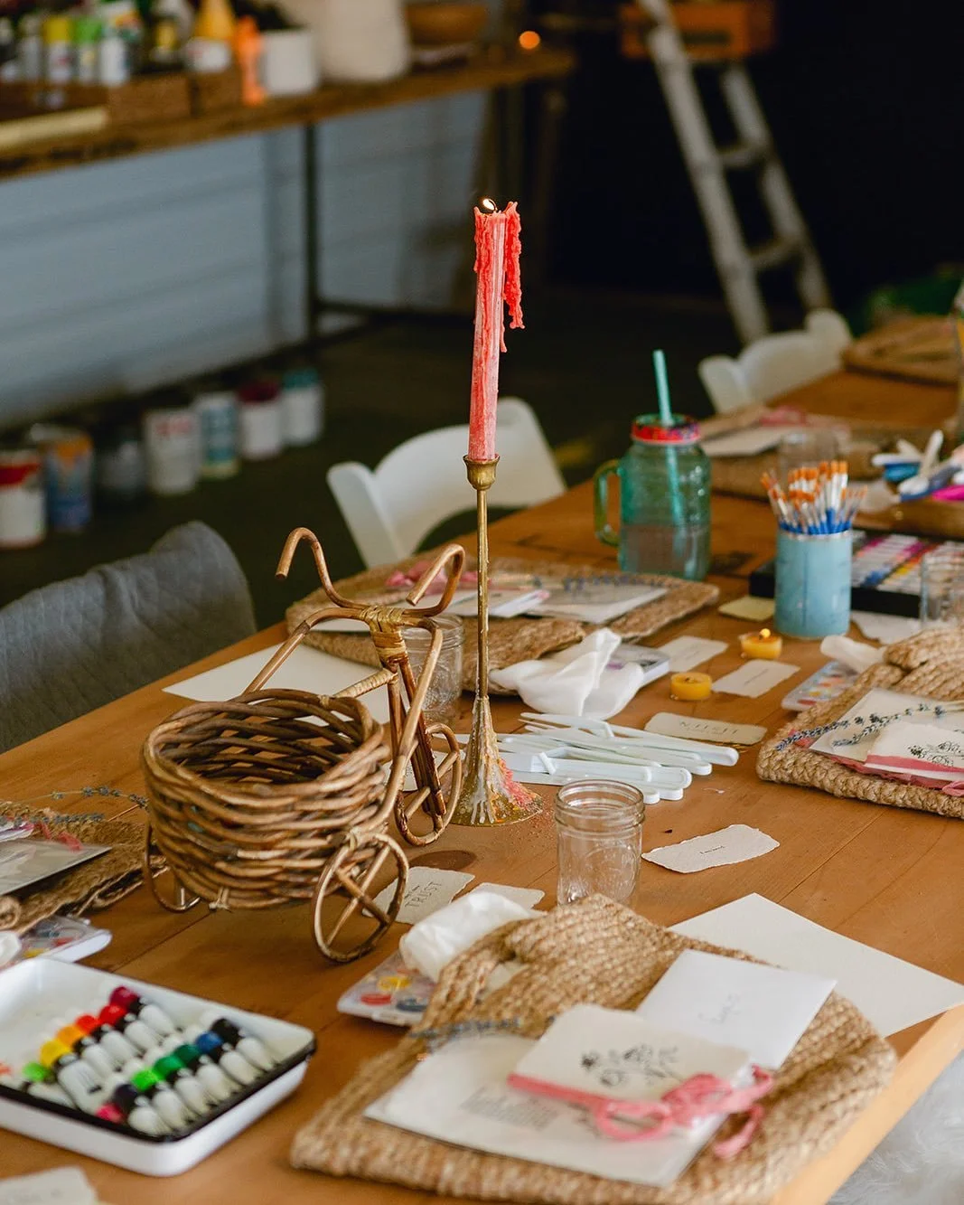 Just a few table looks from our event in November!!😍❤️ As the year draws to a near, we are thankful for the women we were able to meet and serve. Affirmations graced the table. Art was made. And @rosewoodwoman guided us through beautiful wisdom of b