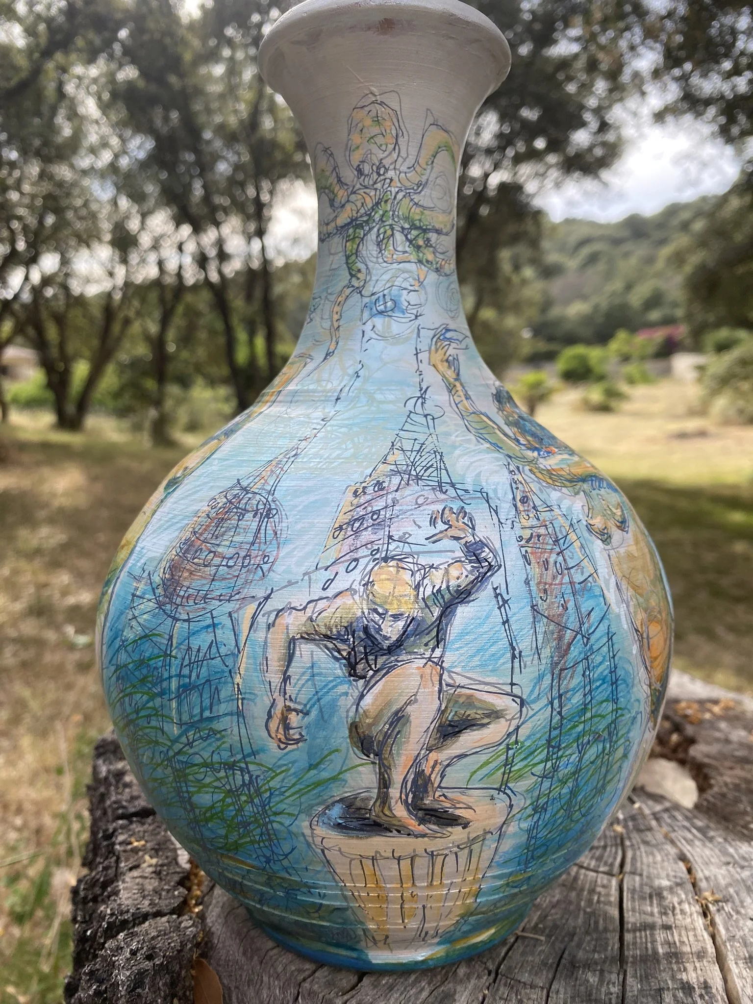 " Athlètes de l'Atlantide"   A251   Jarre en terre cuite 25x17x17cm