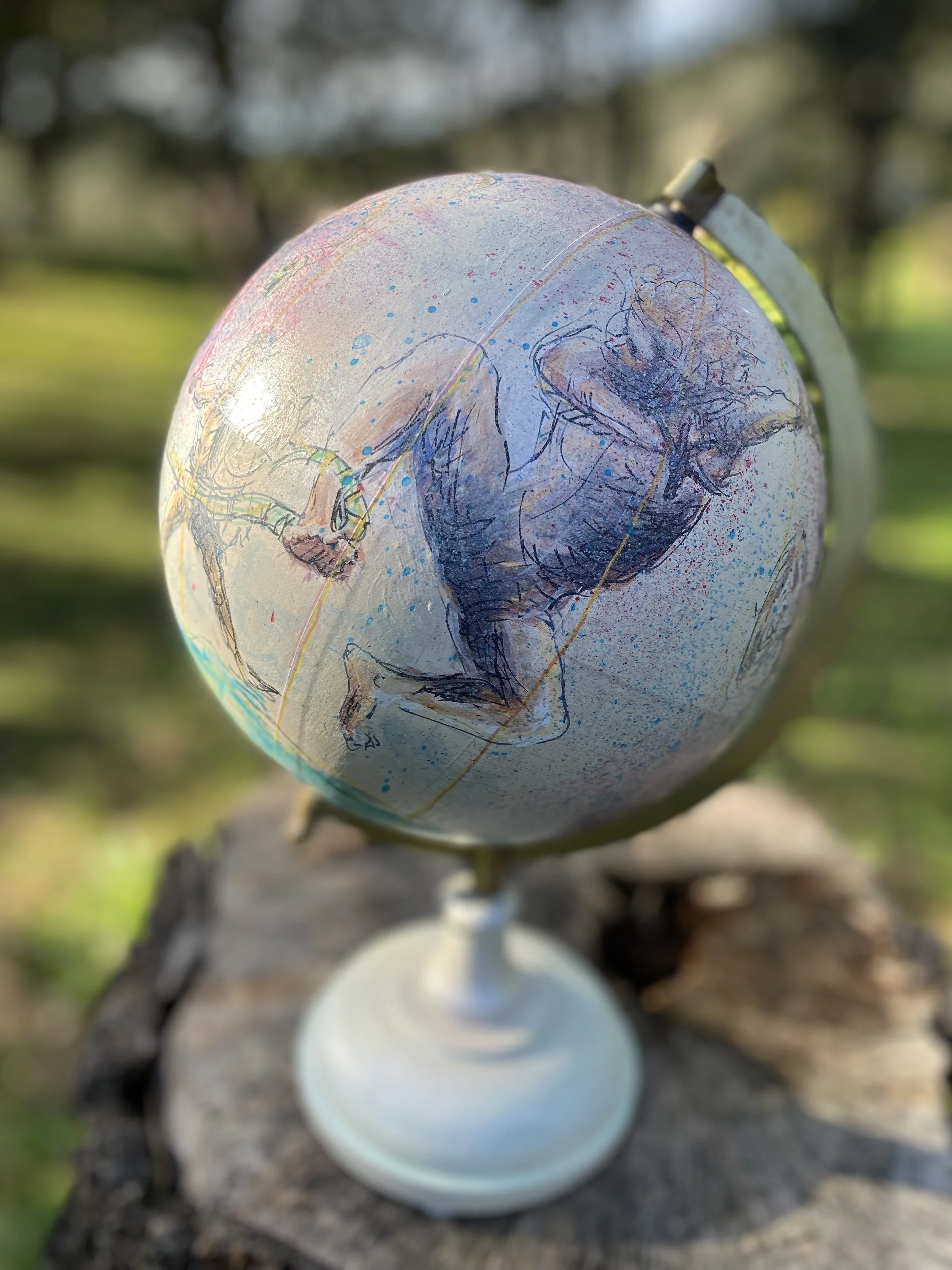 "Gaïa"  A247   Globe terrestre  33x20x22cm.