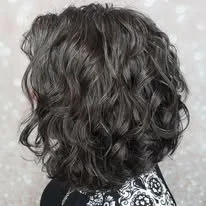 --Chloe Rae-Short Wavy 2A-2B MarvelCut: Level 3: Master DevaCurl, Rezo and Vidal Sassoon ABC Precision Dry Cut Inspired