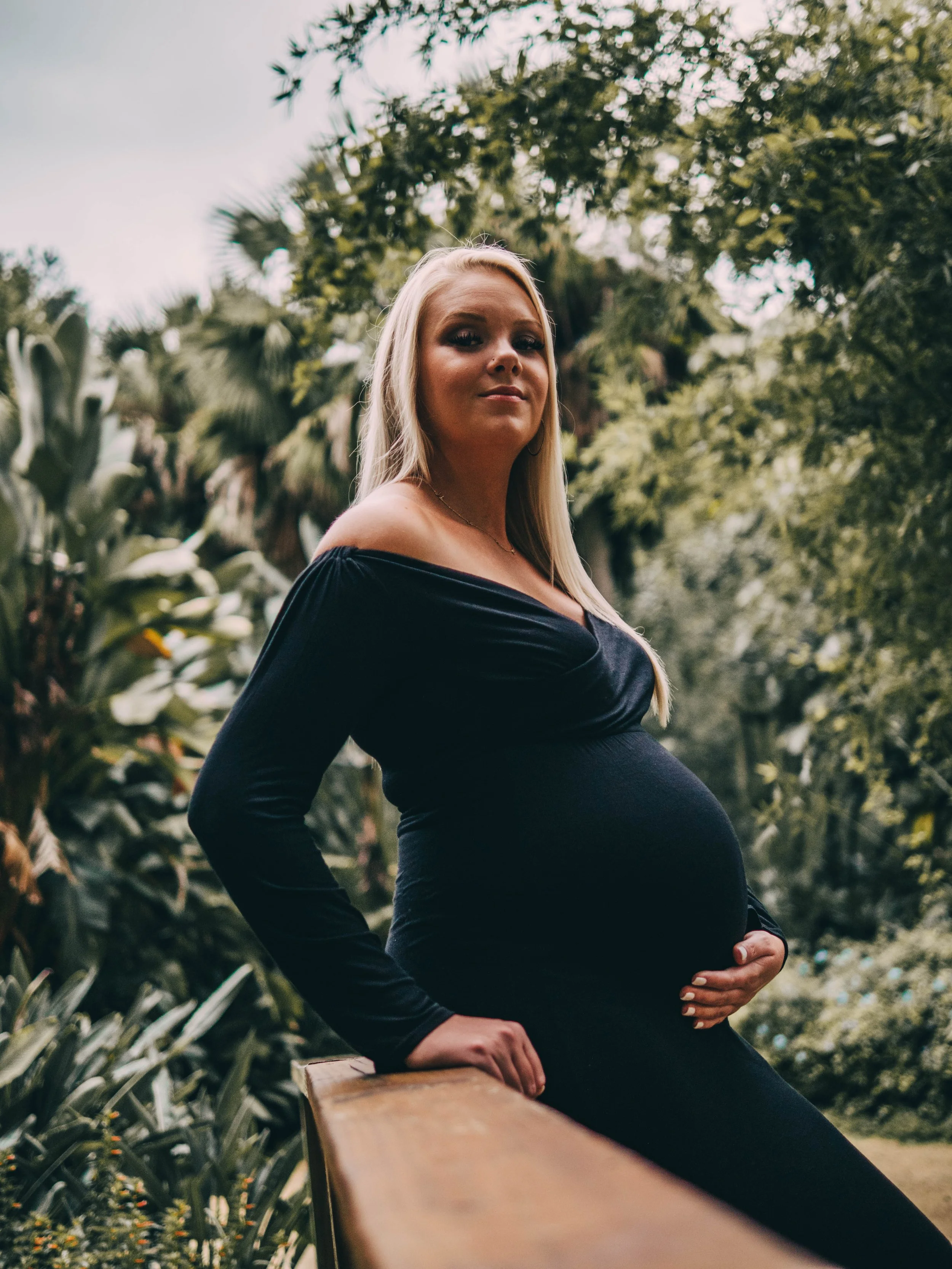 Ashlee Maternity photos Washington Oaks State Park