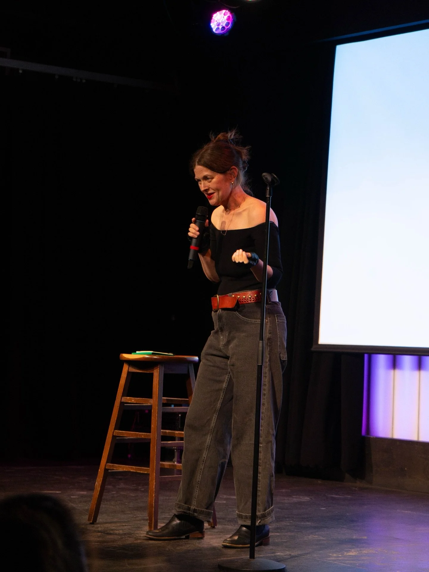 we had BLAST at Stand up for Abortion last week. We laughed, cried, and got&hellip; a little too comfortable (?) all while destigmatizing ABORTION!! See you at the next one? 

#aisfor #littlefieldnyc #brooklyncomedy #benefitcomedyshow #reprorights