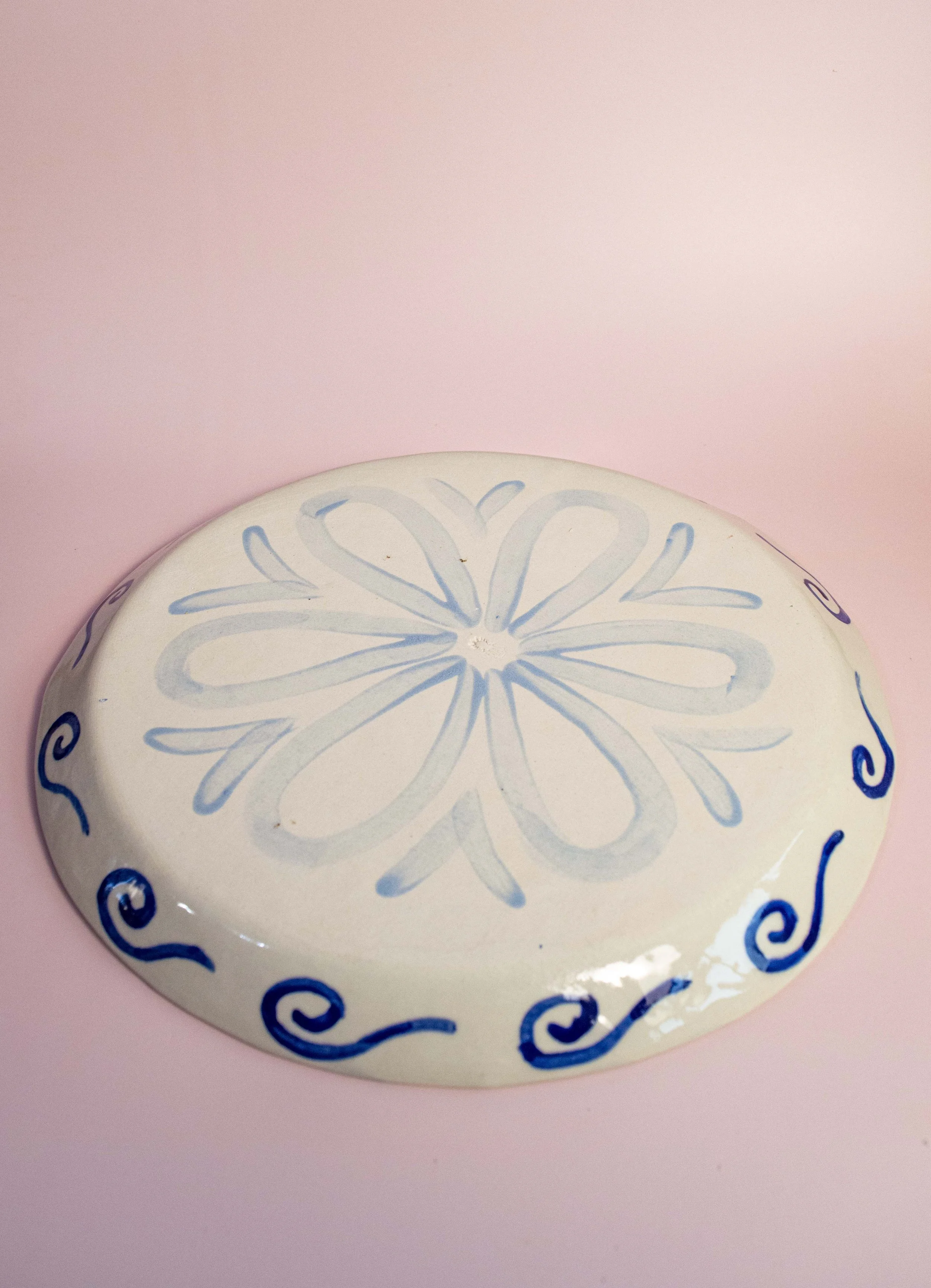 Blue Floral Centered Round Plate 7.jpg