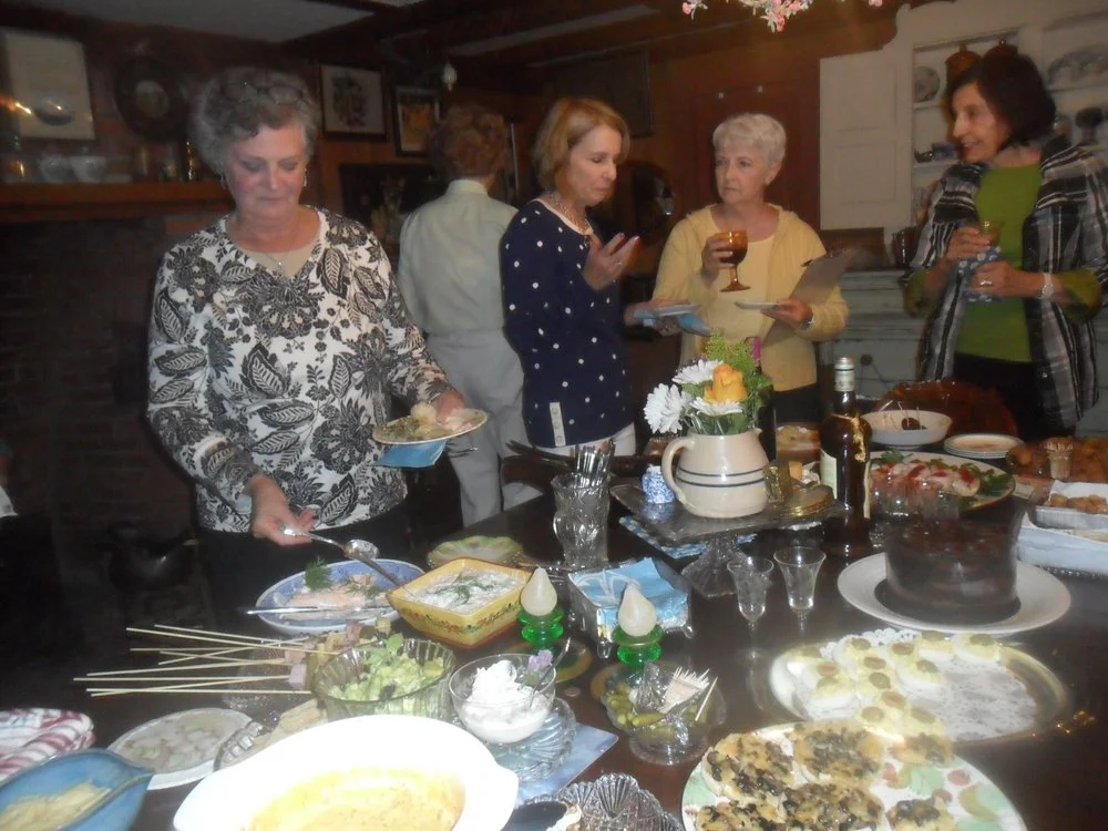 Potluck at Lynn's June 2016 — International Women's Club of New England