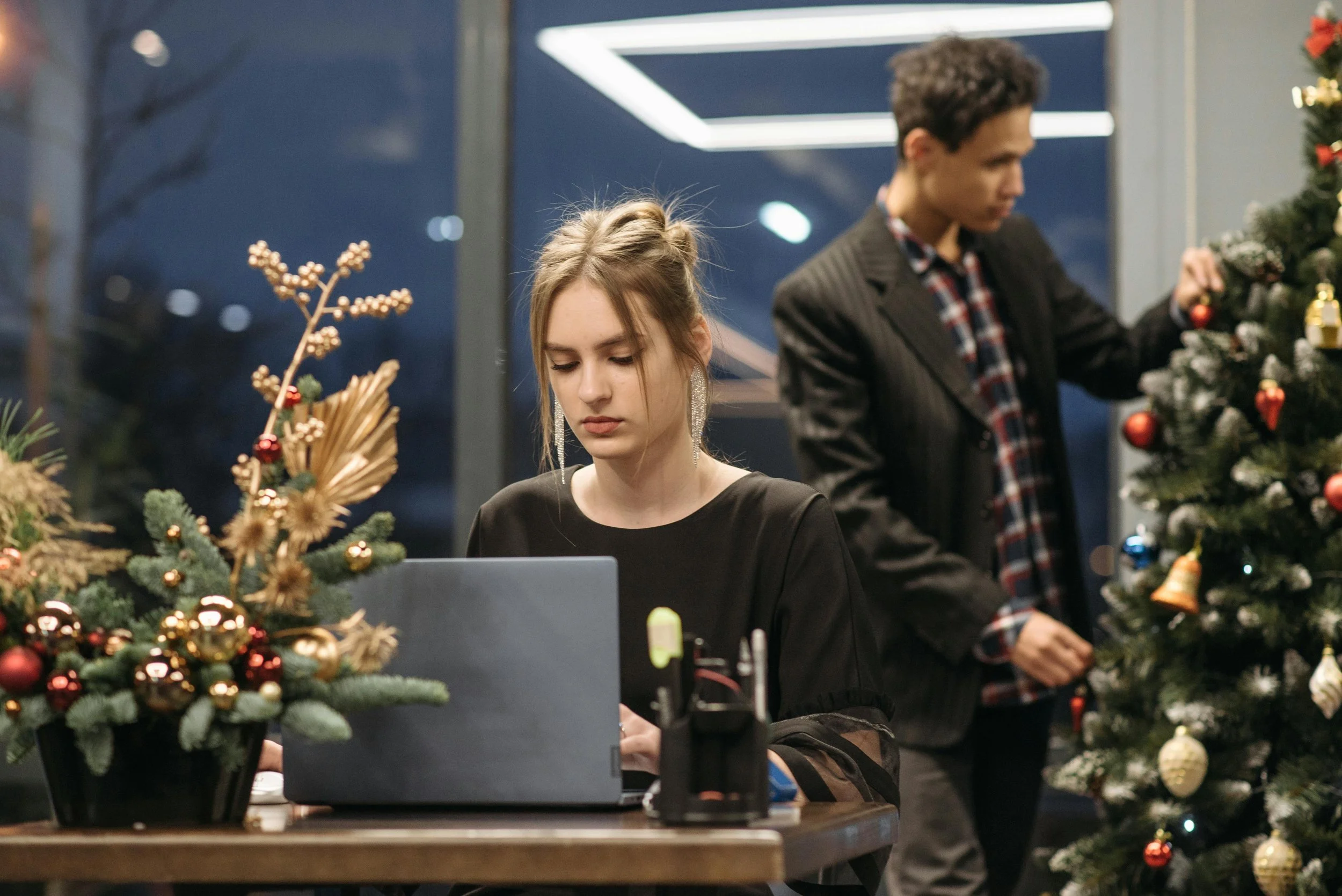 The Secret to Effortless Holiday Cards? Organized Photos