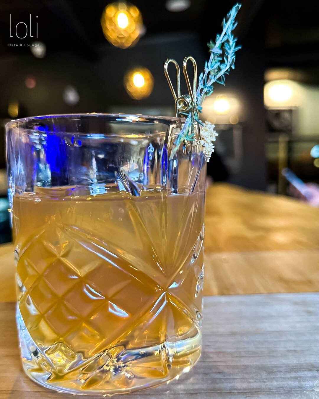 THE GOOD THYME

Another LOLI twist on an old fashioned equipped with honey and thyme notes. Available all weekend long (and hopefully longer, it's so good!) 

This drink pairs well with the music that @djmarkoshi will be playing tomorrow for 'After W