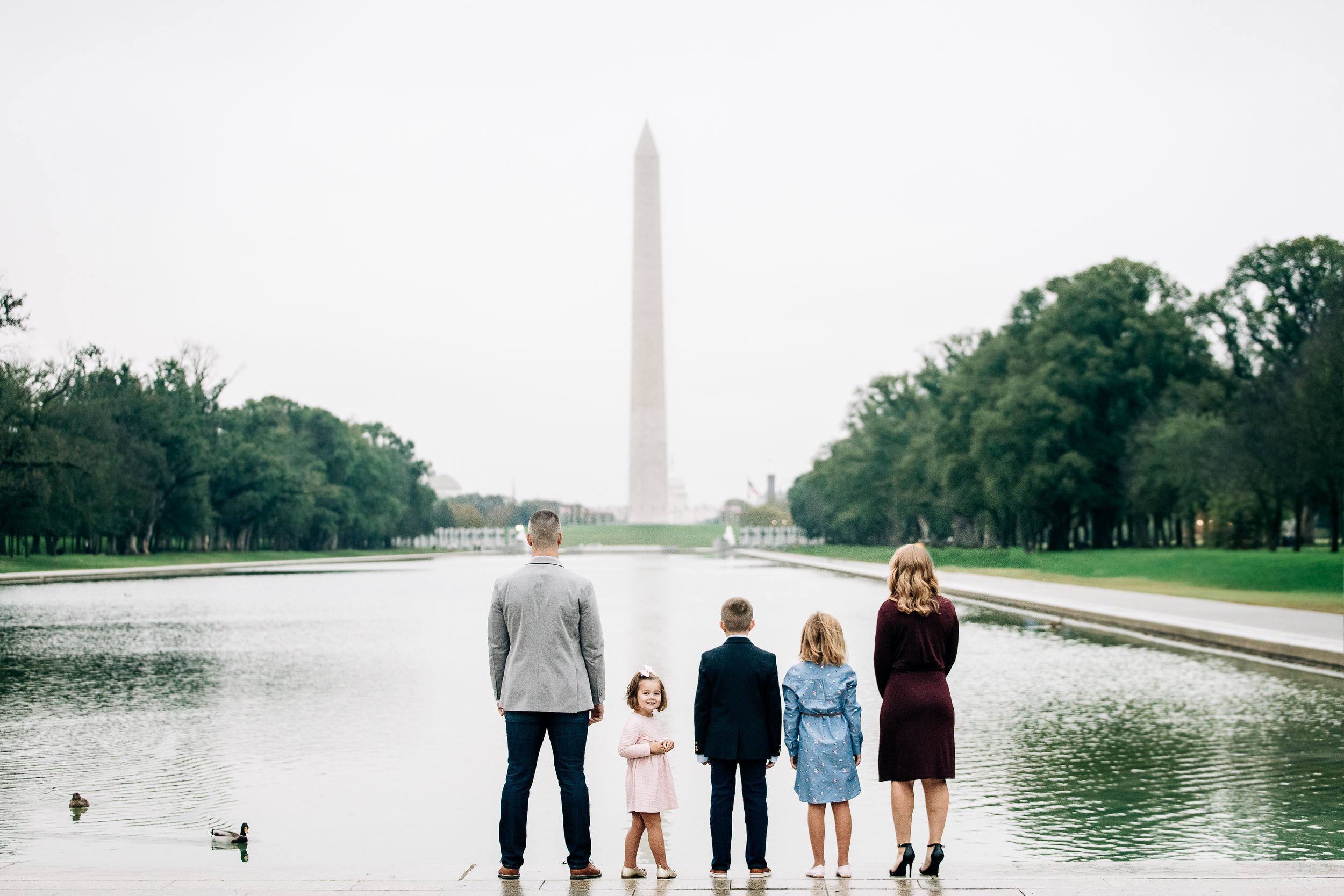  lincoln memorial family photo 