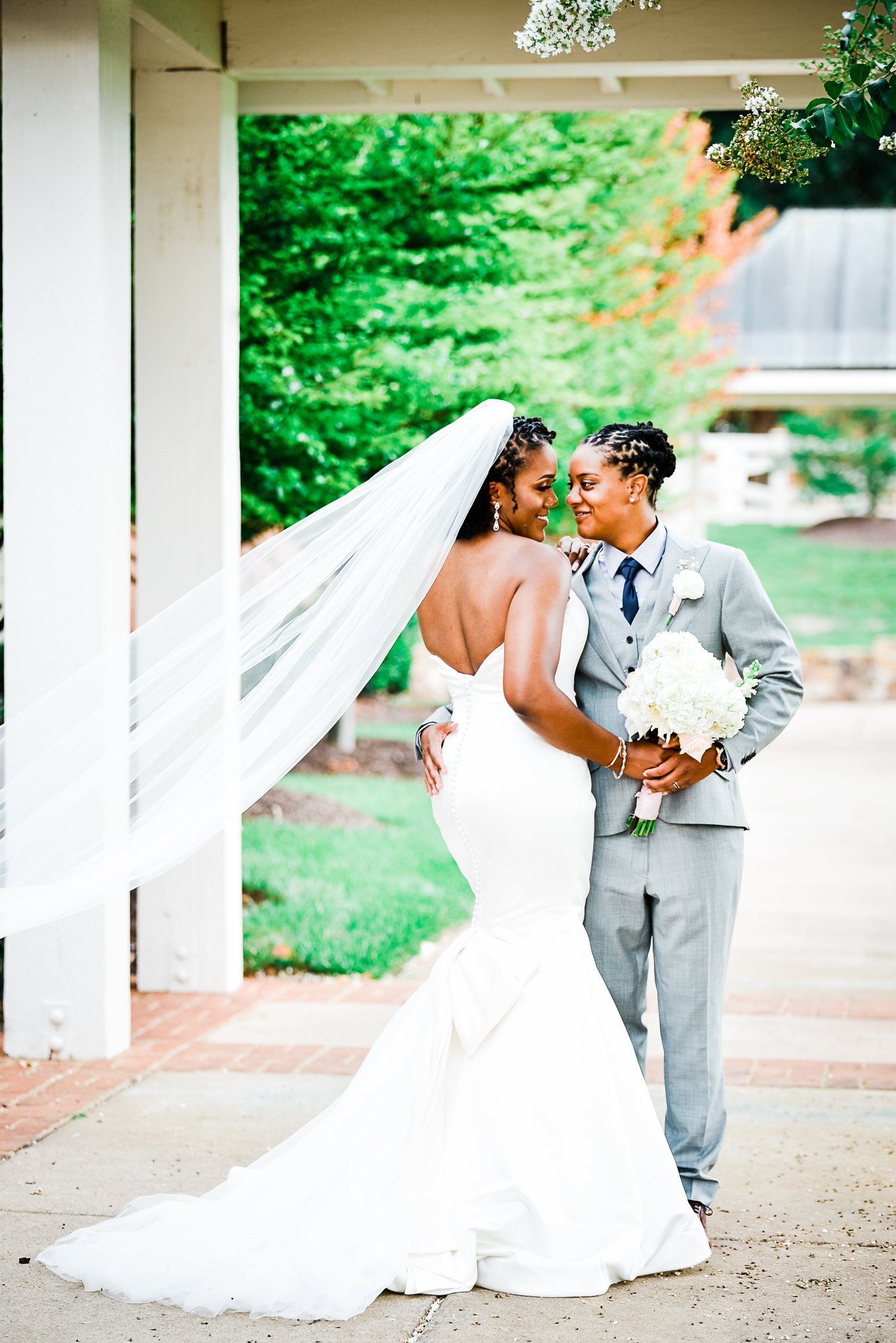 Wedding couple photography in Virginia