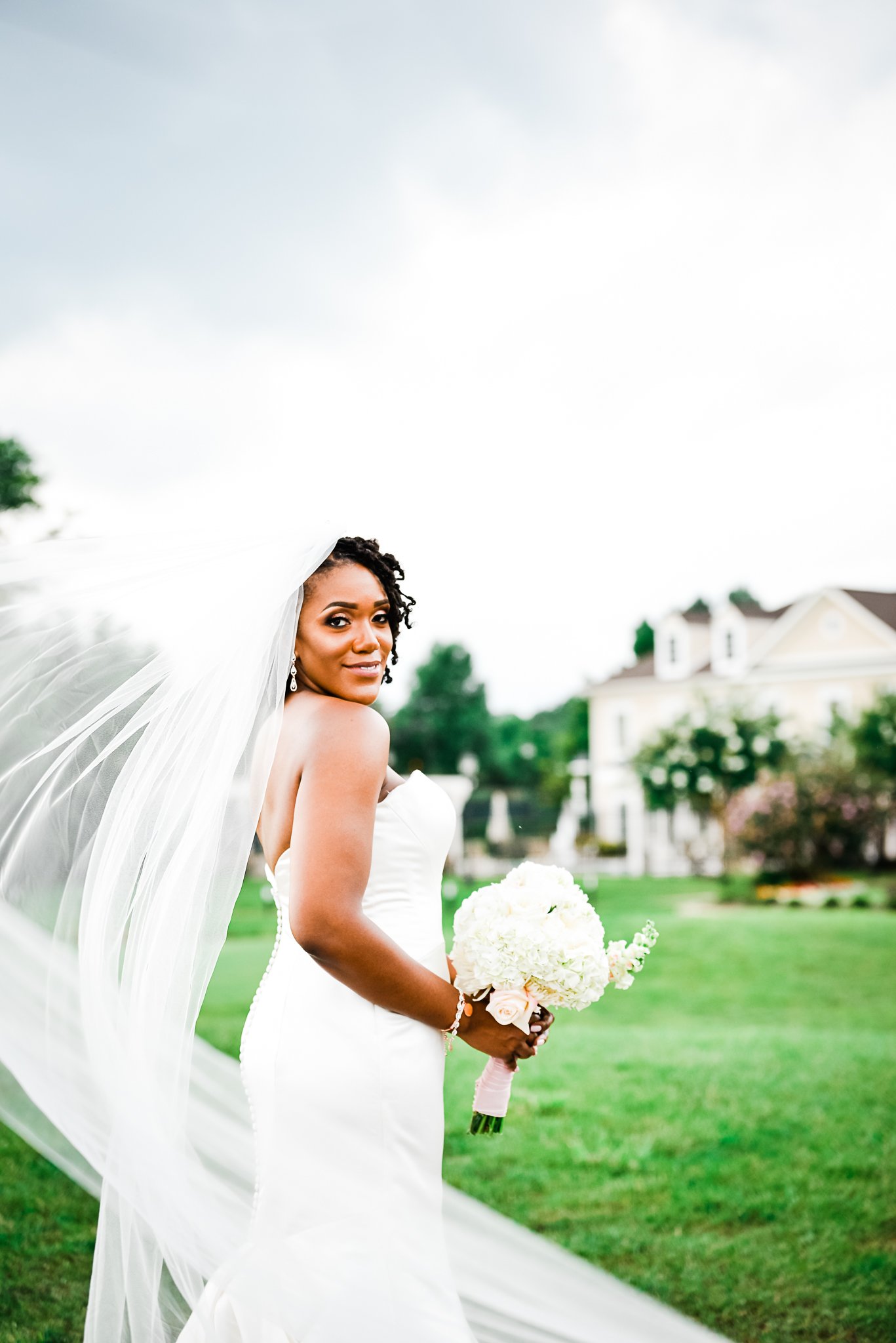 Wedding couple photography in Virginia