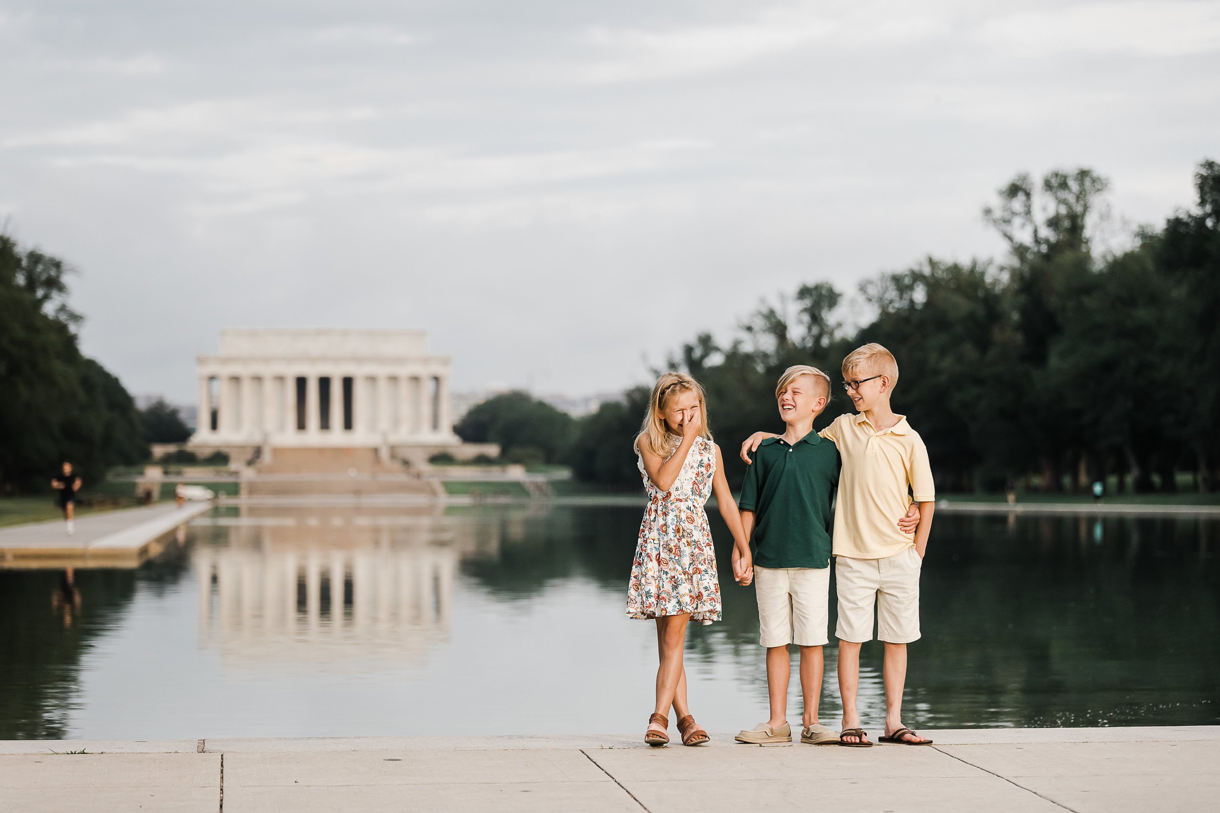 Lincoln Memorial family photo