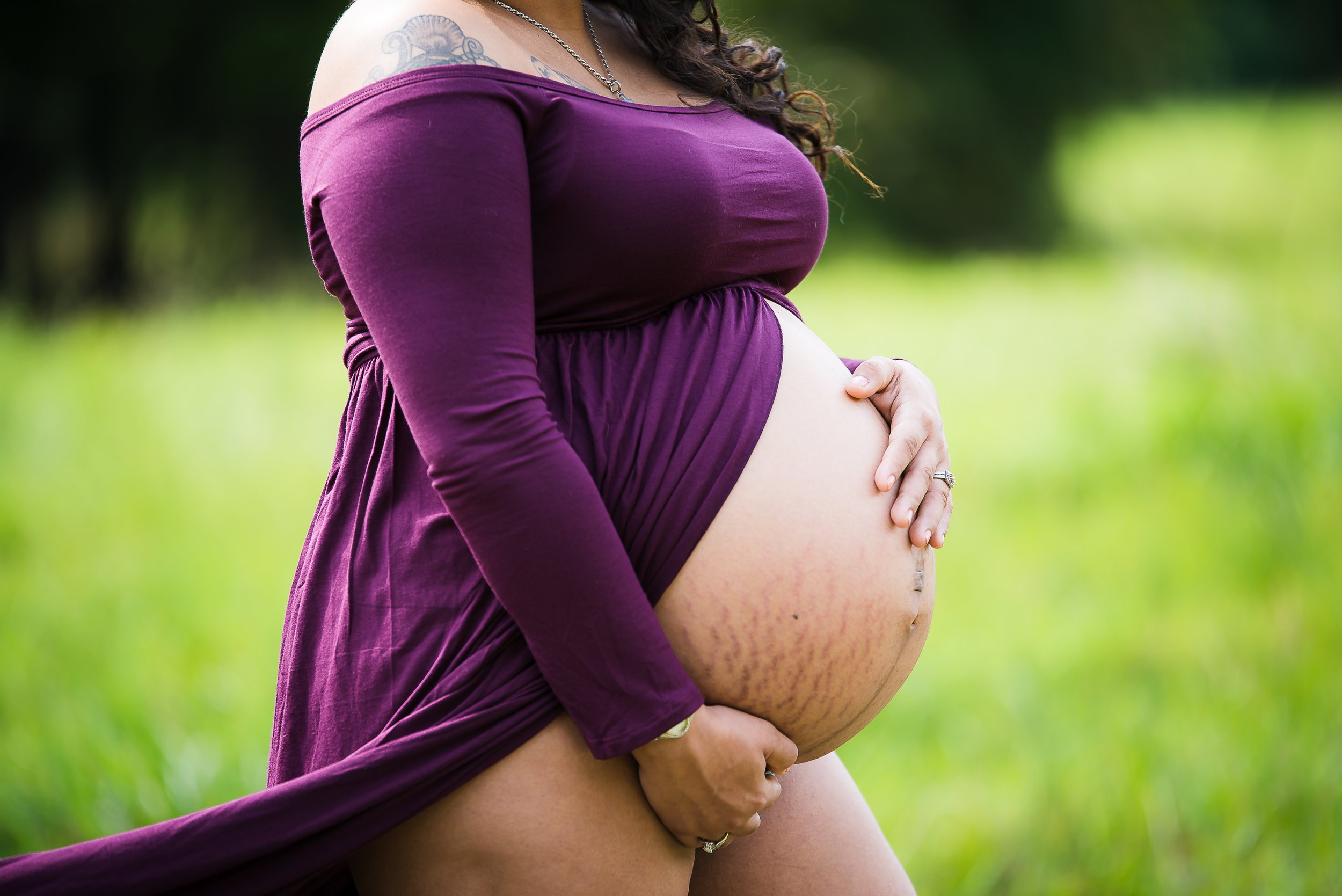 Maternity photographer in MD