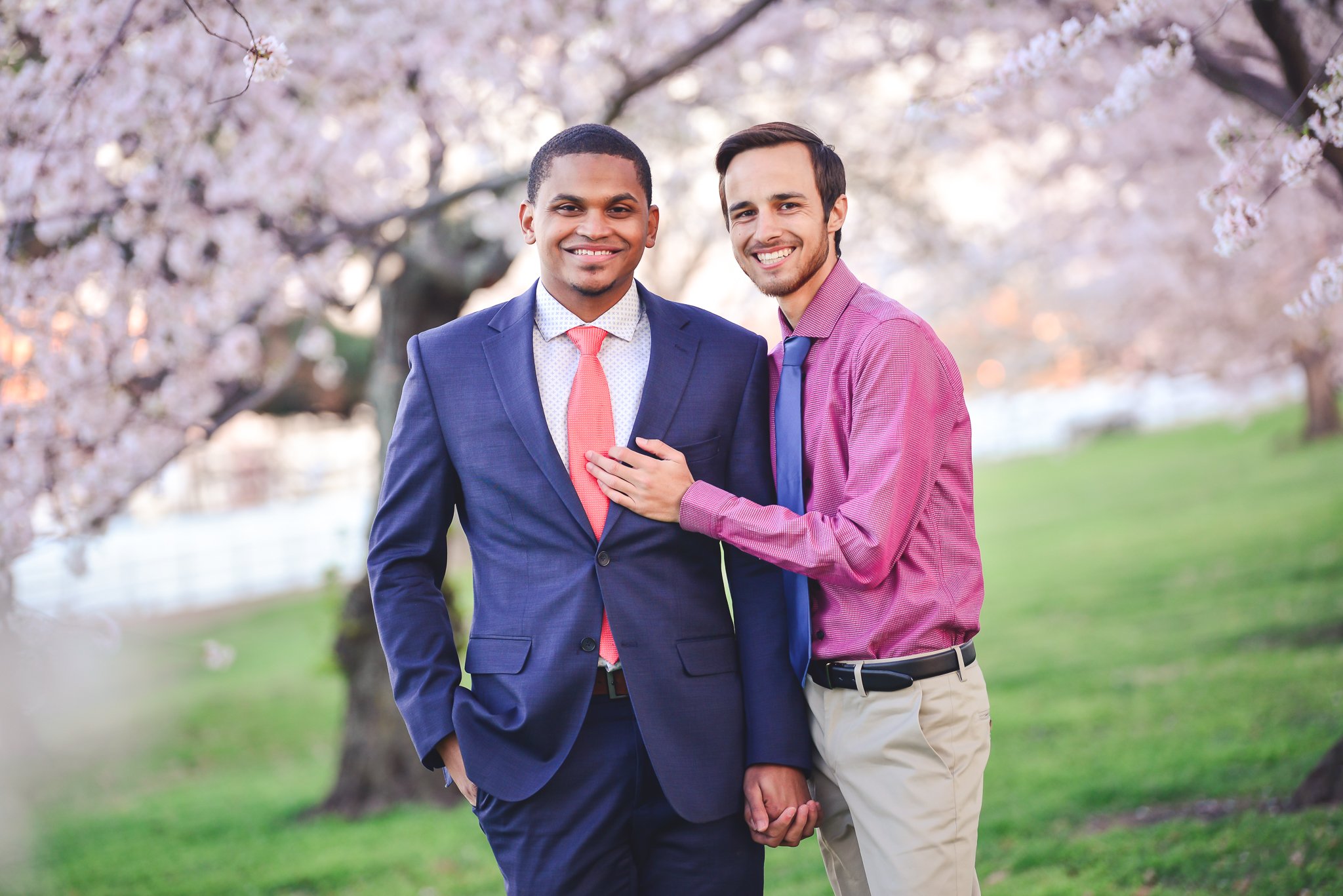 Couple's photo session @ Cherry blossoms in Washington DC - DC MD VA portrait photographer.