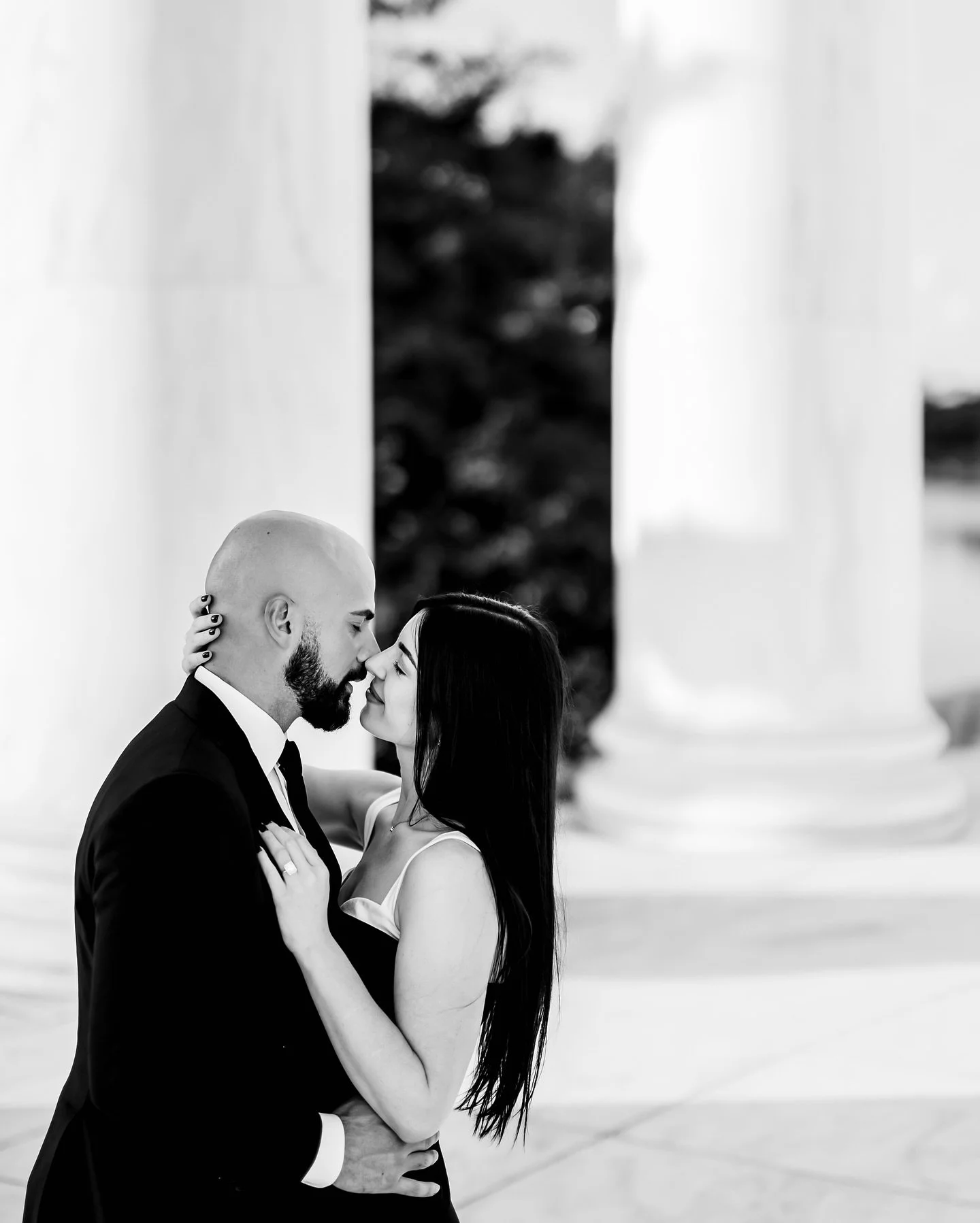 That b&amp;w ✨
.
.
.
.
.
.
.
.
#DCWeddingPhotographer

#DCProposal

#WashingtonDCEngagement

#DCWeddingInspiration

#LoveInDC #blackandwhite