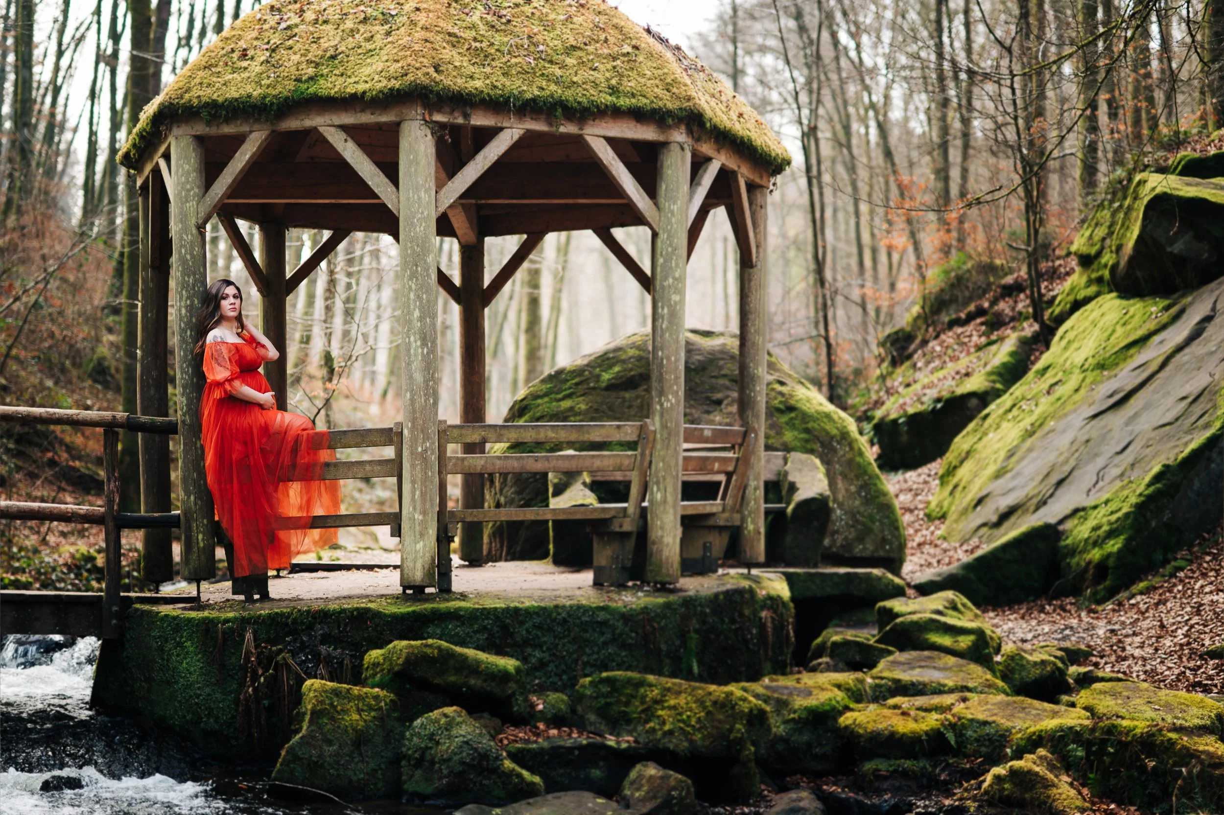 Romantic Woodland Maternity Session | Washington DC &amp; Northern Virginia Portrait Photographer