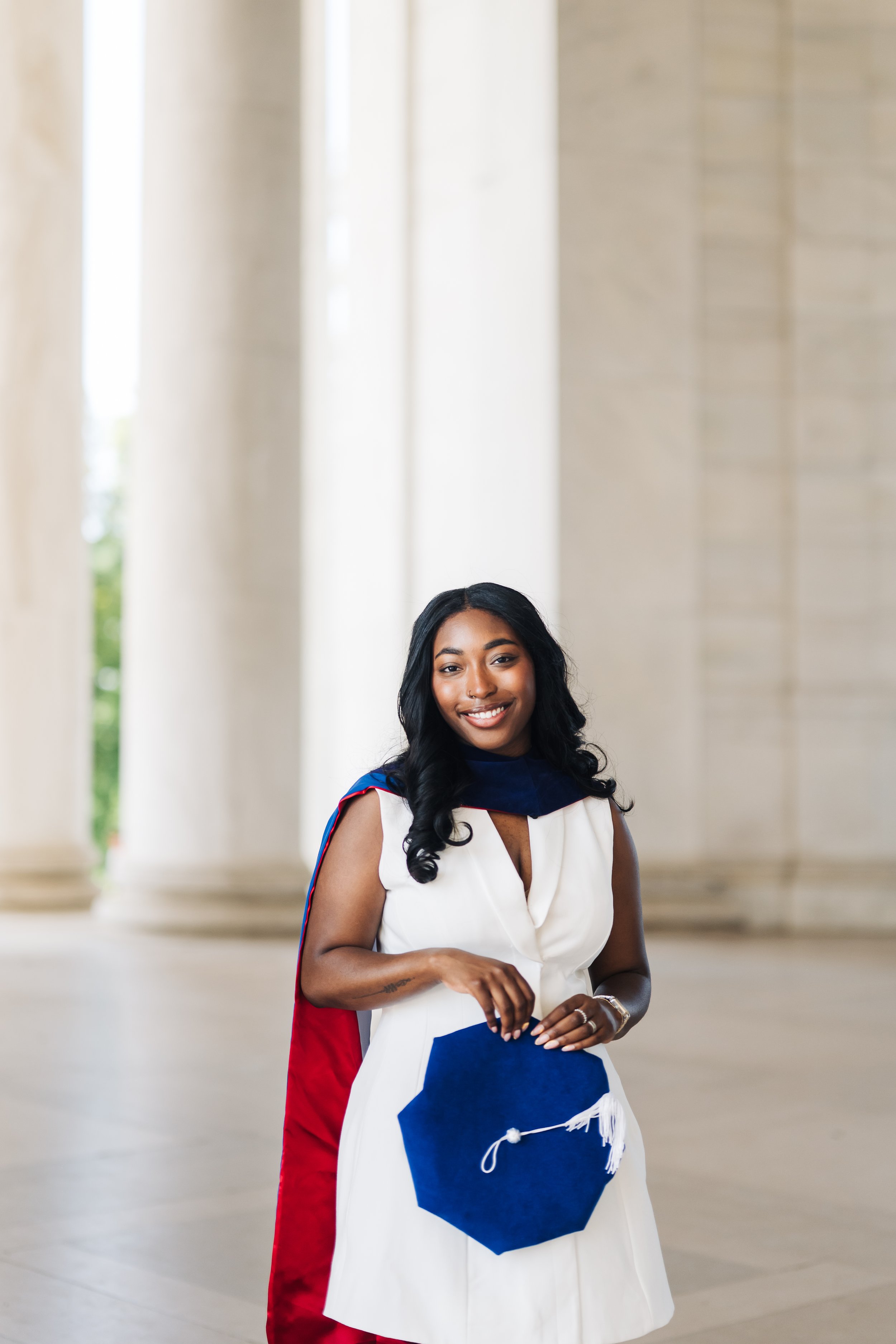 graduate photo at Jefferson memorial