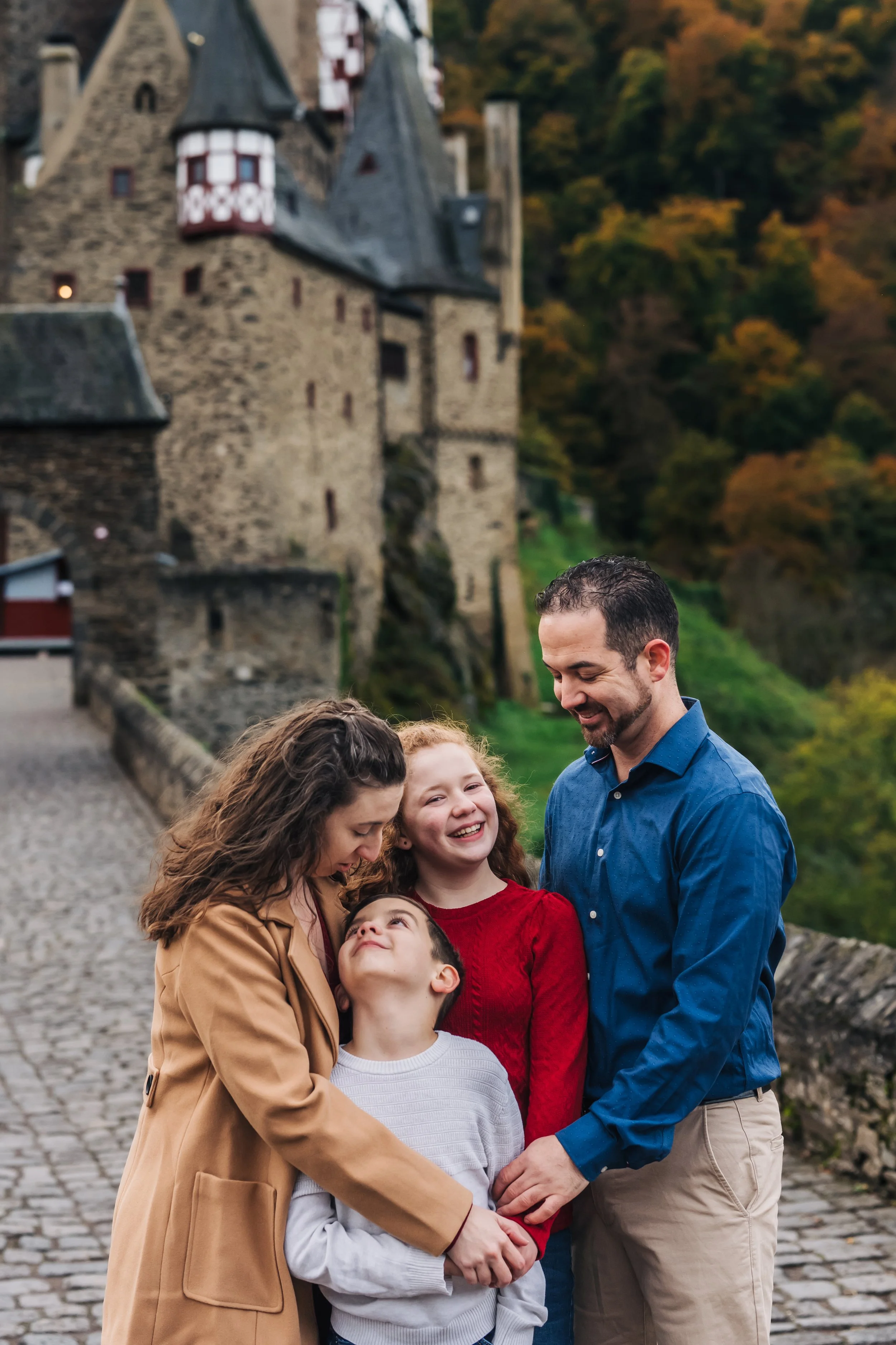Burg Eltz Family Photographer-131.jpg