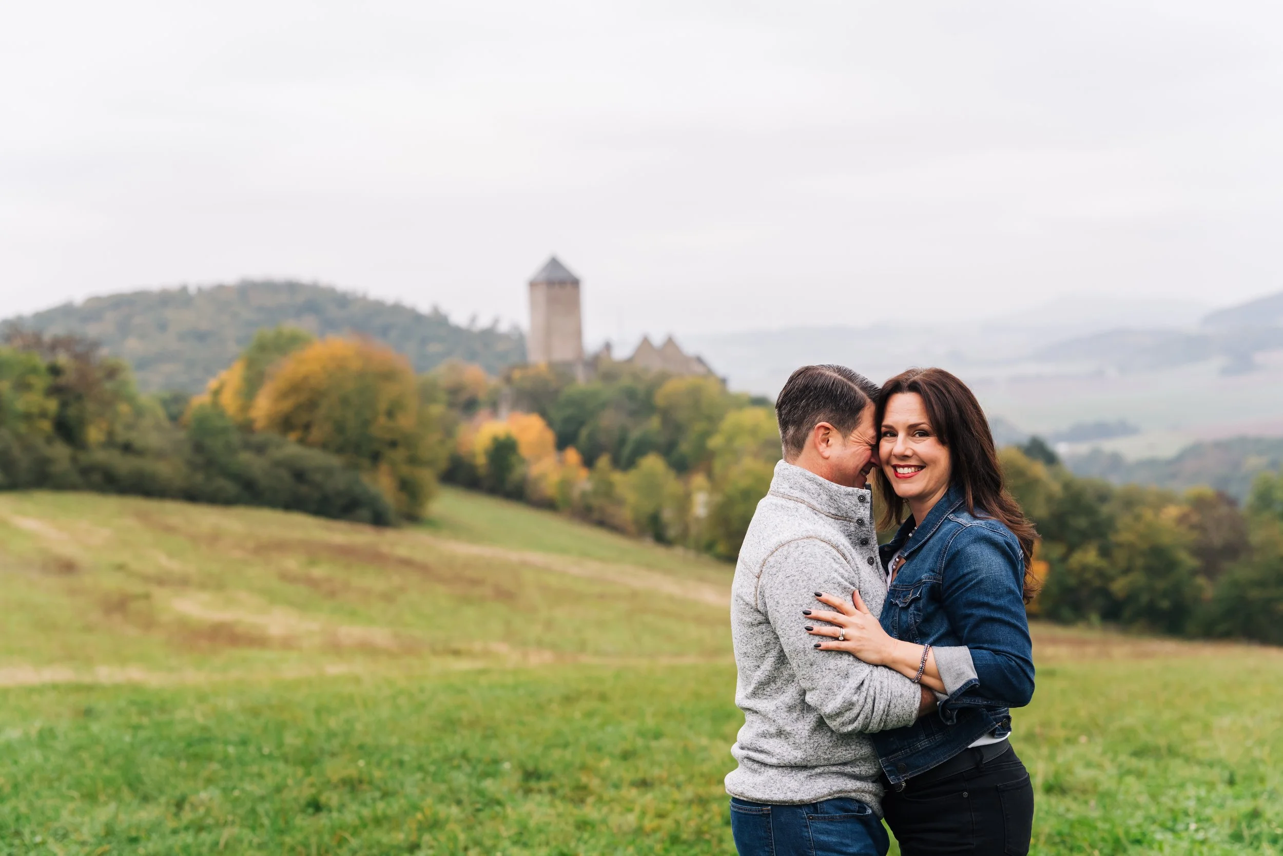 Couples photography at Burg Lichtenberg in Rhineland-Palatinate