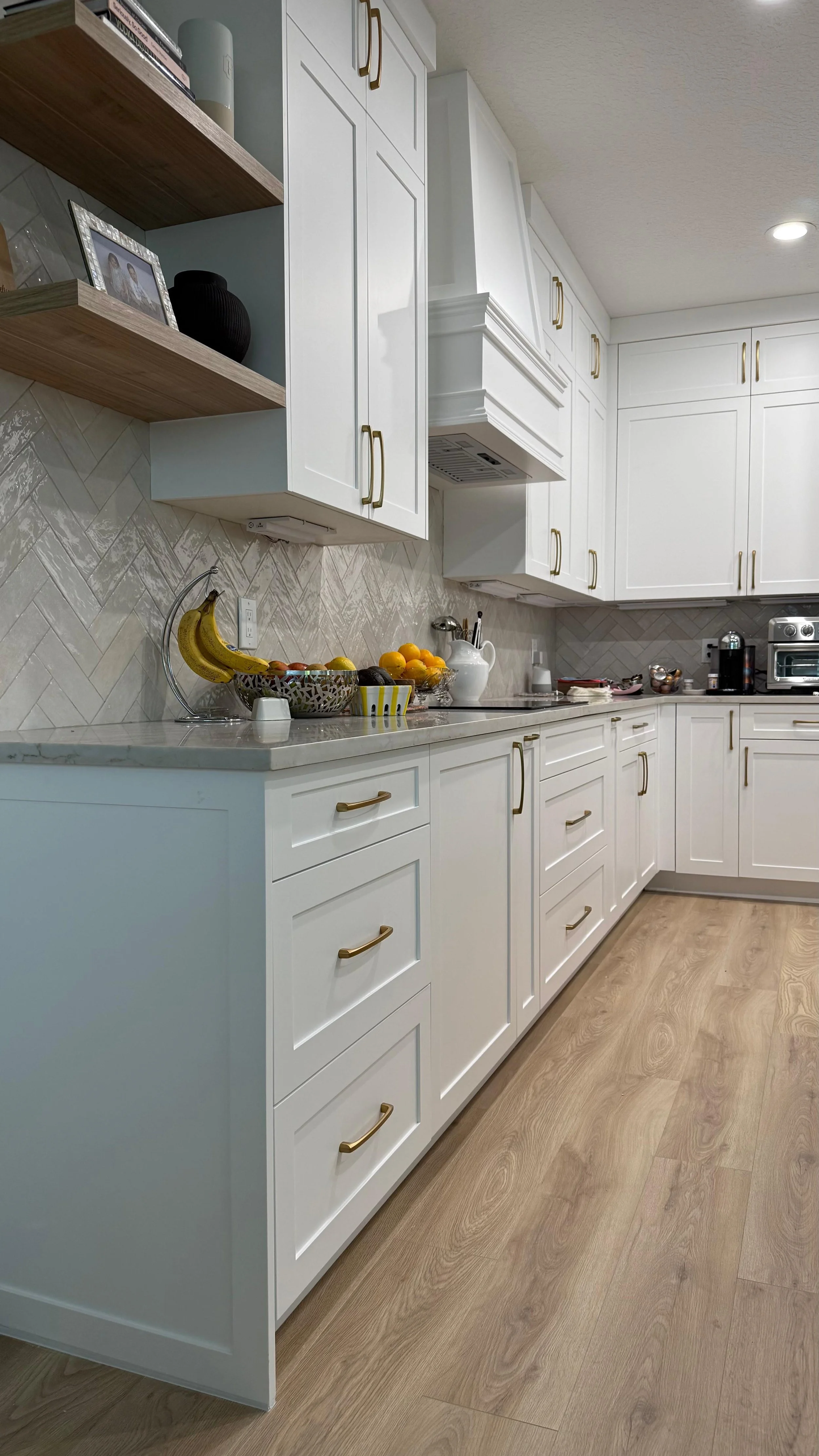 Saturnia Isles Kitchen - Delray Beach