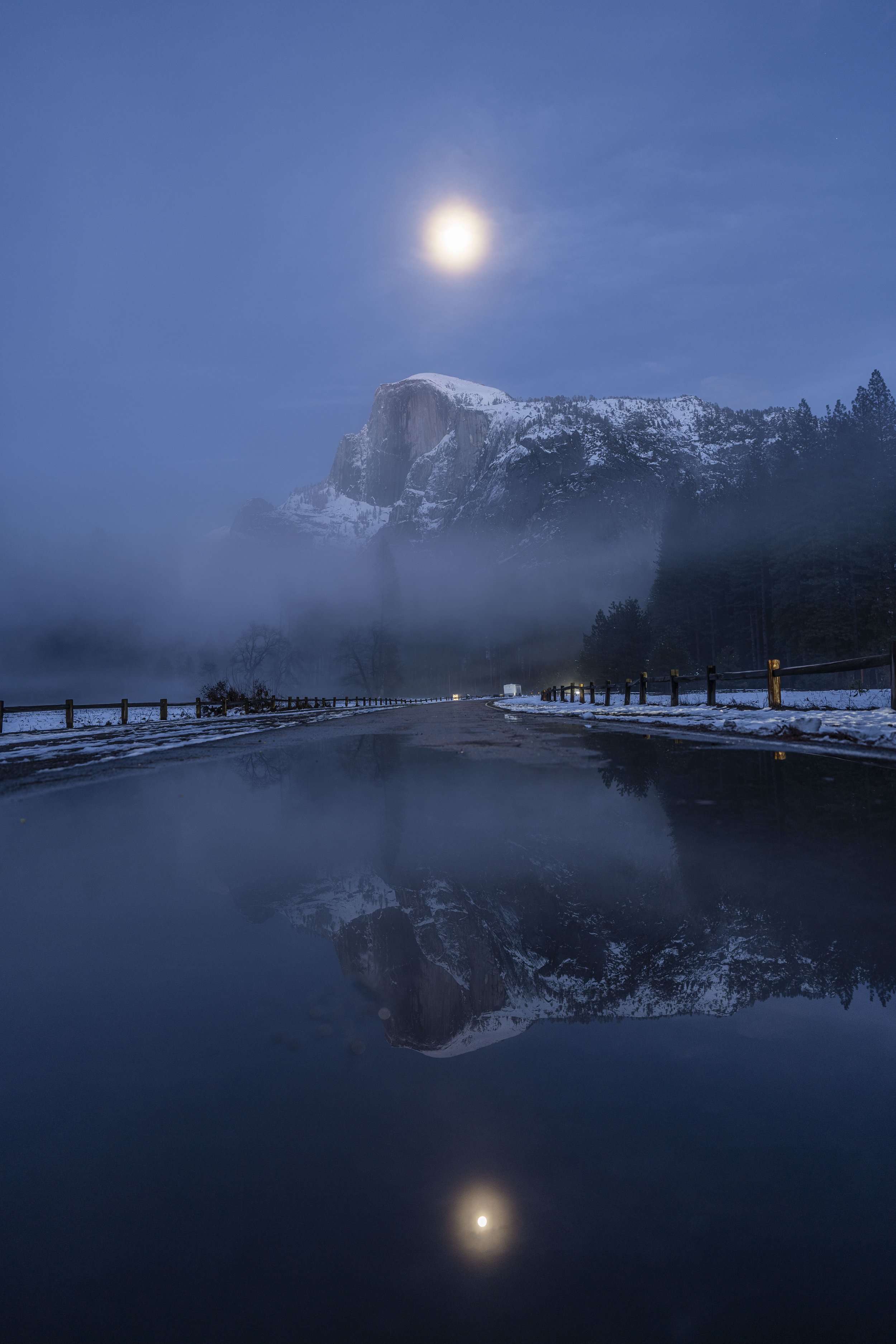 yosemite eoic moon.jpeg