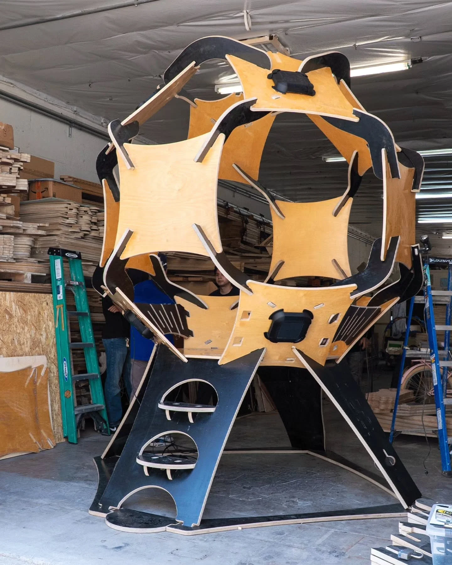 Some behind the scenes images of setting up and testing Embodied Sound technology with the Geometry of Sound sculpture by @greggfleishman, with soundscapes created by @littledinosaur.

Check out the sculpture for yourself from May 20th to 24th at Lig