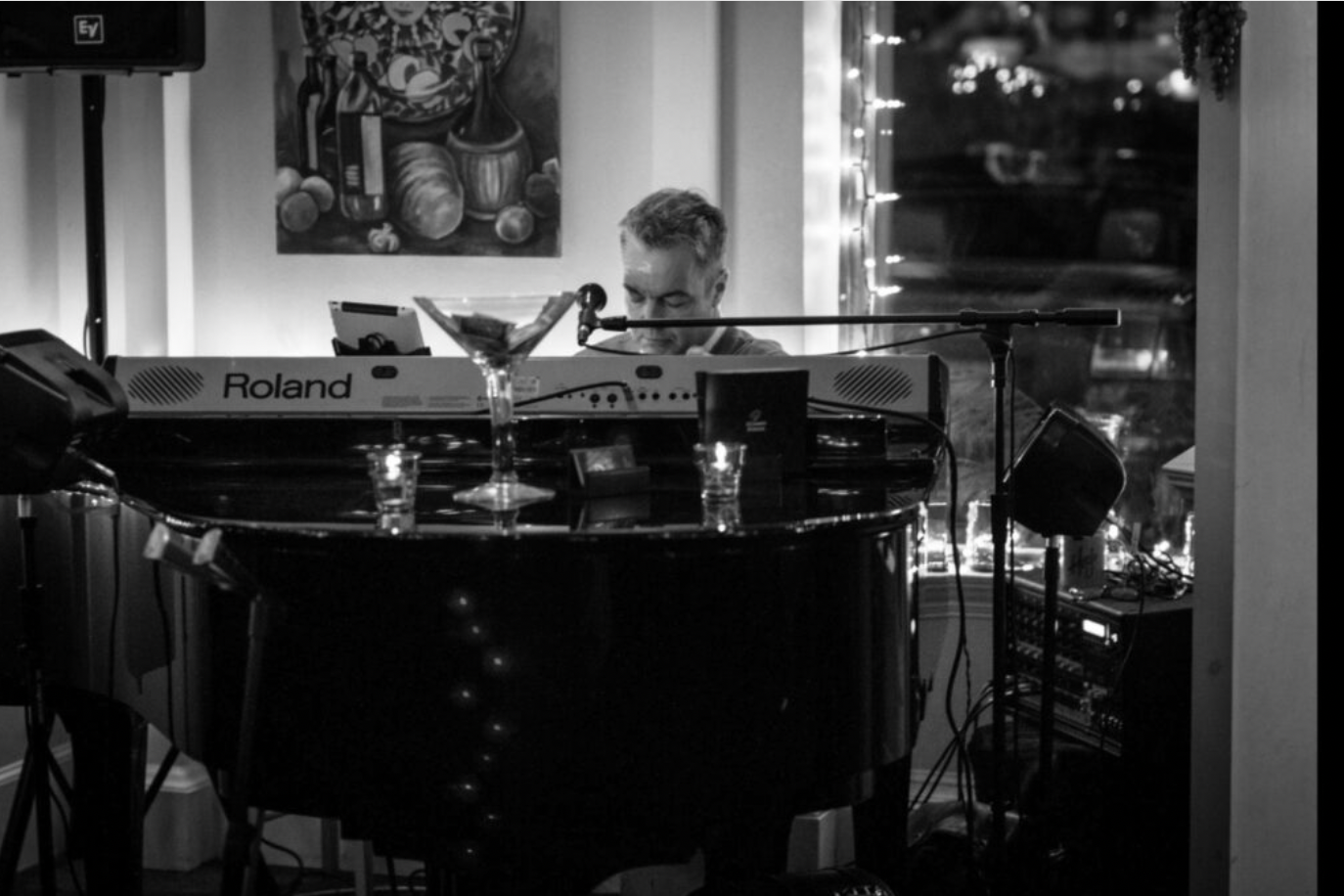 Piano Bar | Featuring Jim Ciampi 