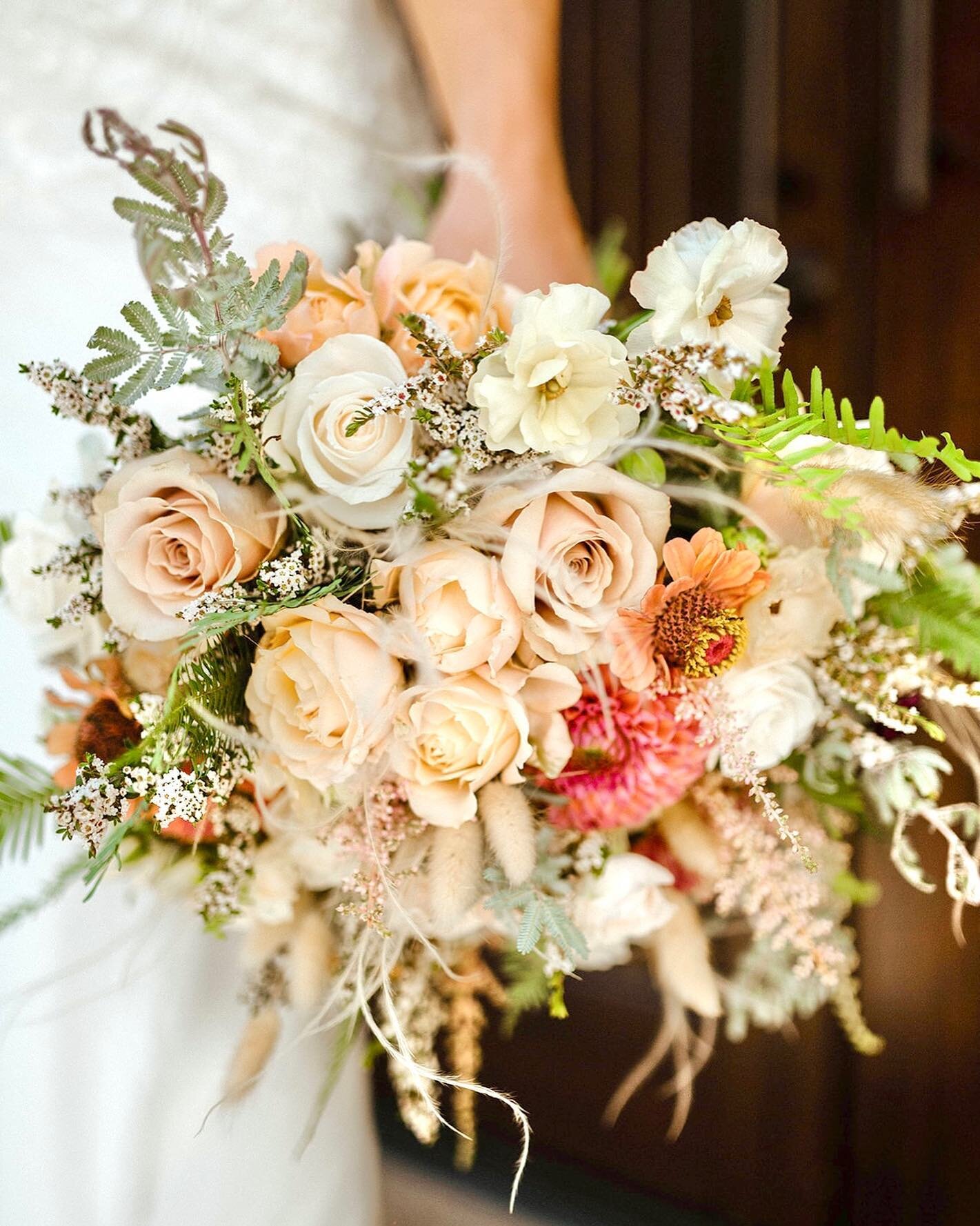 Bridal details have our hearts🤍

Floral Lead: @better_together_marcy 
Photographer: @mattwilkeyphoto 

#atlantabride #georgiabride #atlantawedding #citywedding #georgiawedding #atl #atlanta #atlantaflorist #georgiaflorist #engaged #bouquet #bridalbo