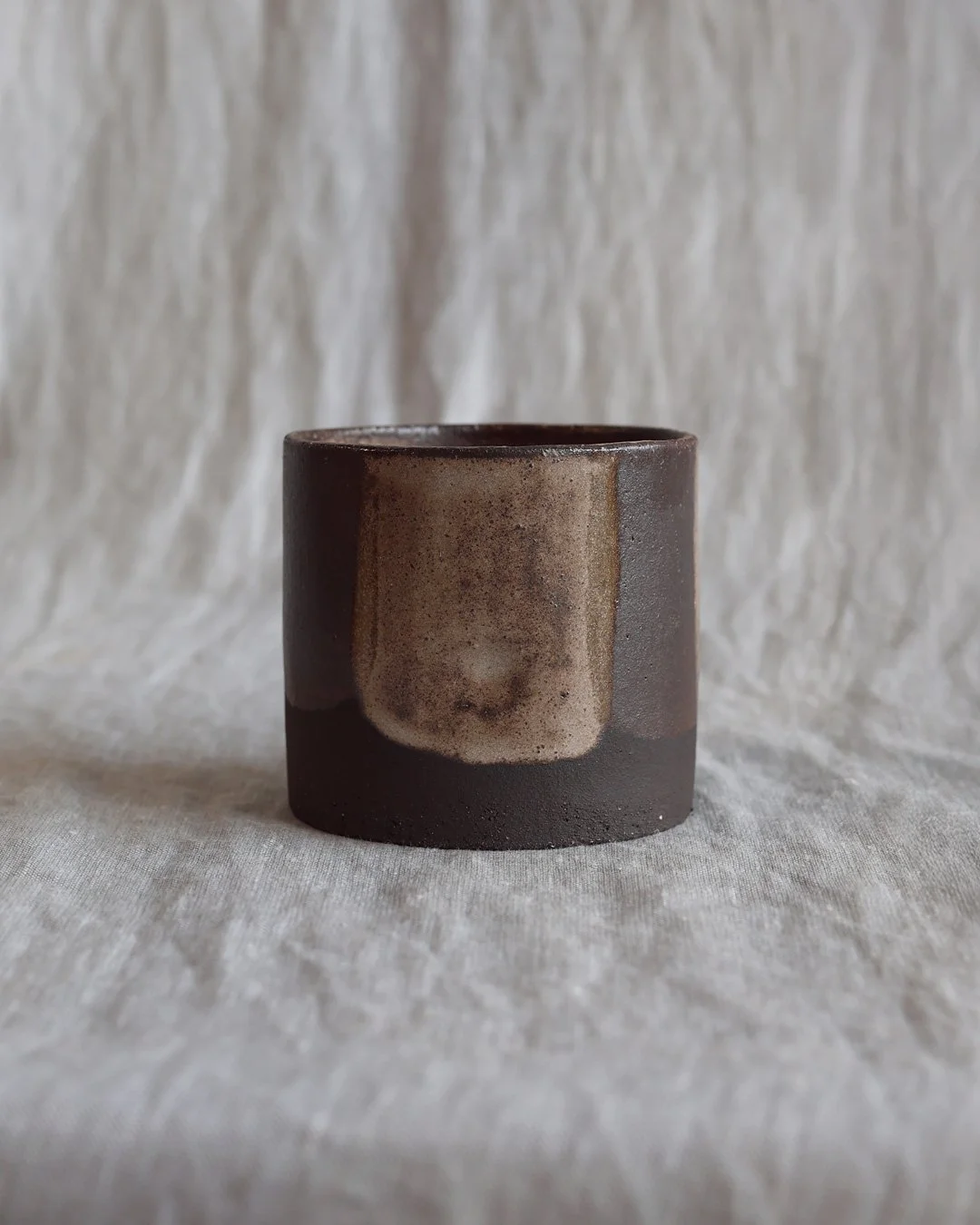 IRH_black-thumb-dent-cup_single.jpg