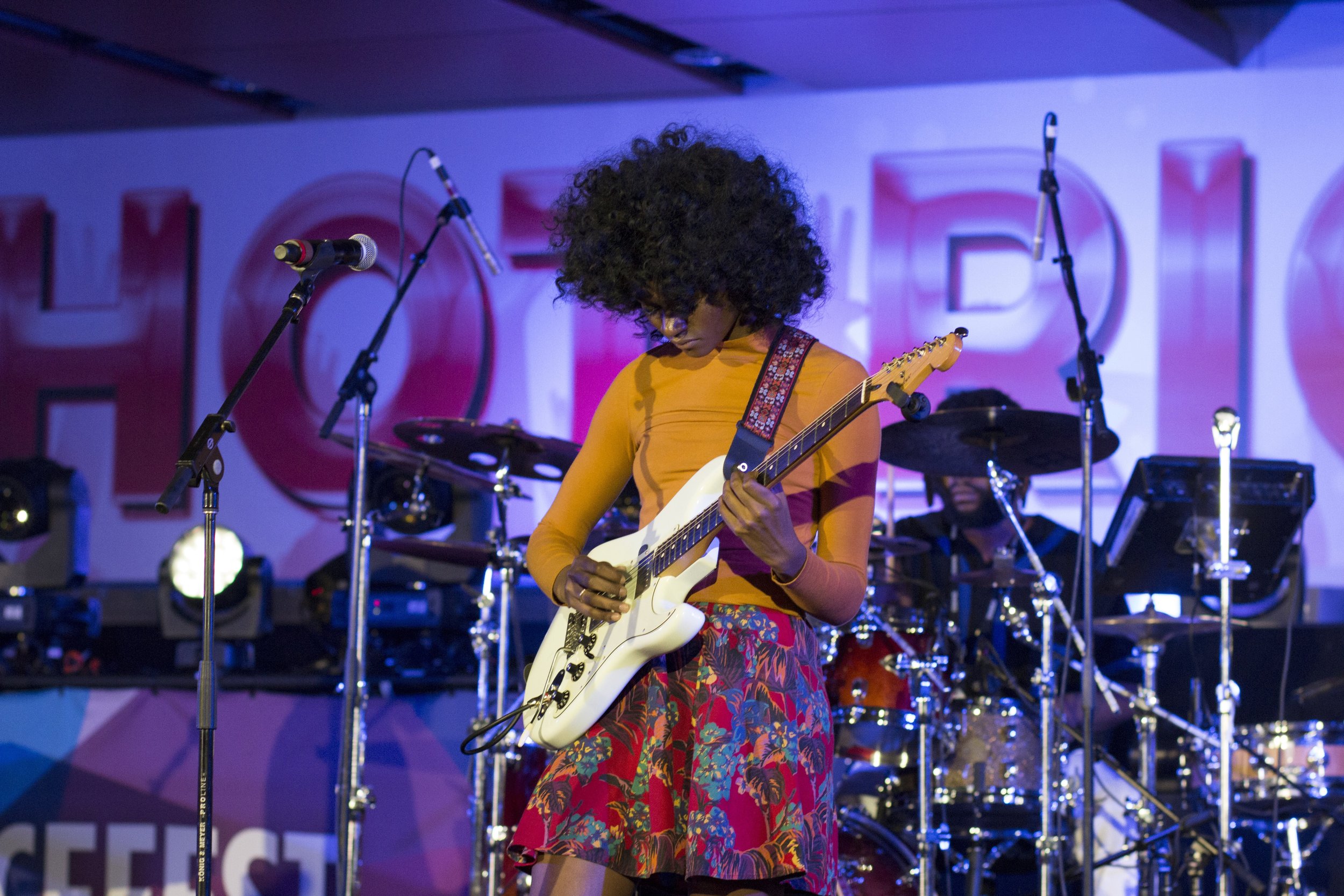 St. Beauty and Jidenna perform at Essence Festival
