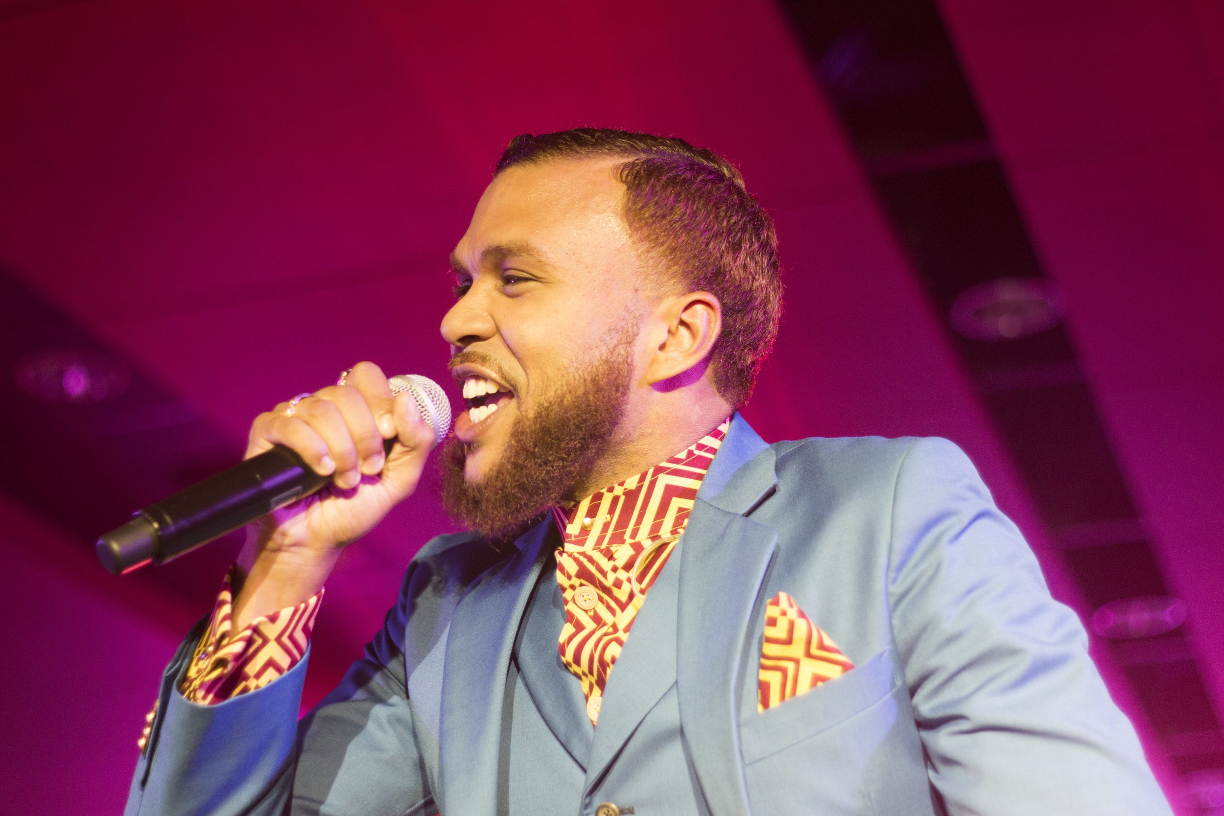 St. Beauty and Jidenna perform at Essence Festival