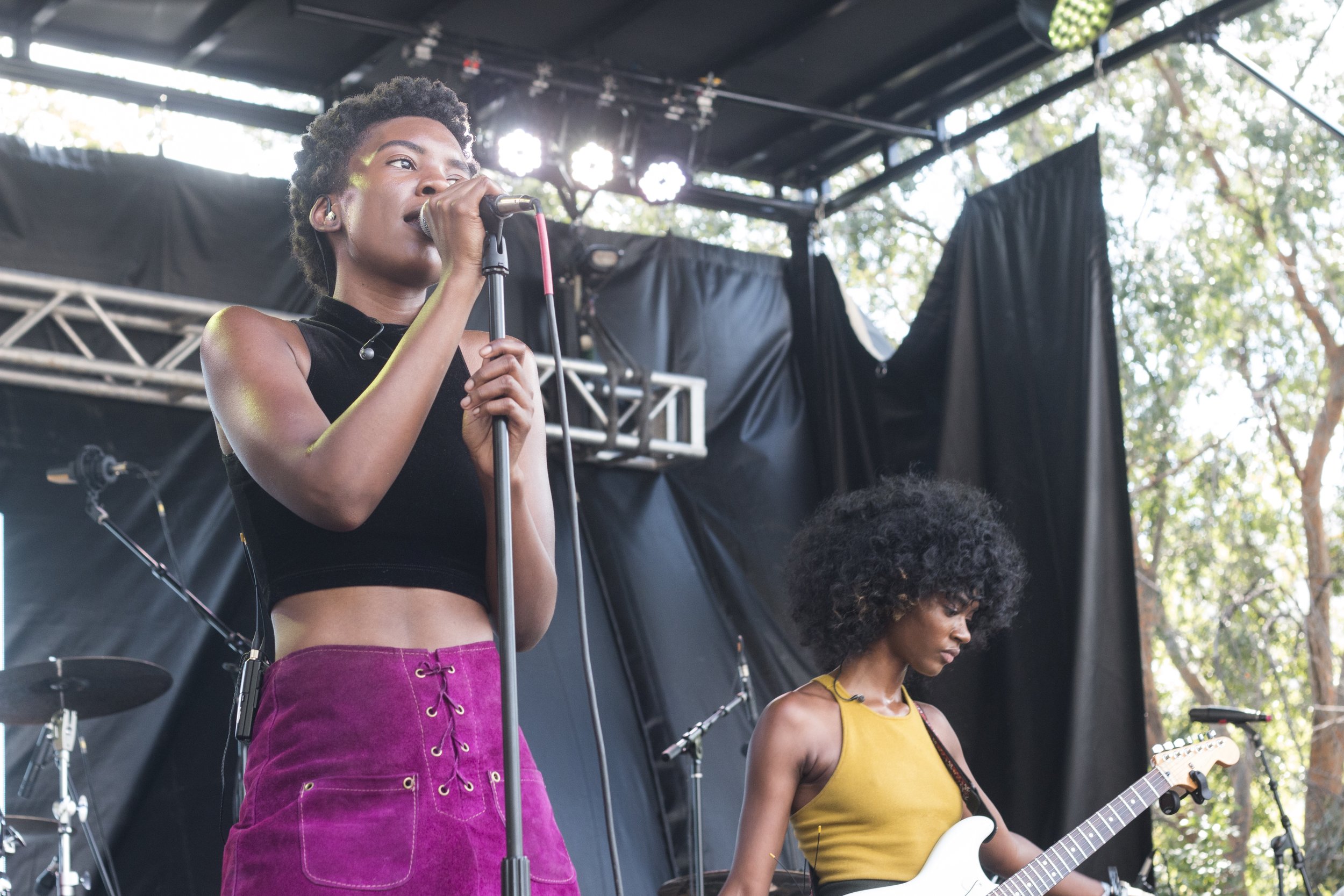 St. Beauty performs at Oaktopia