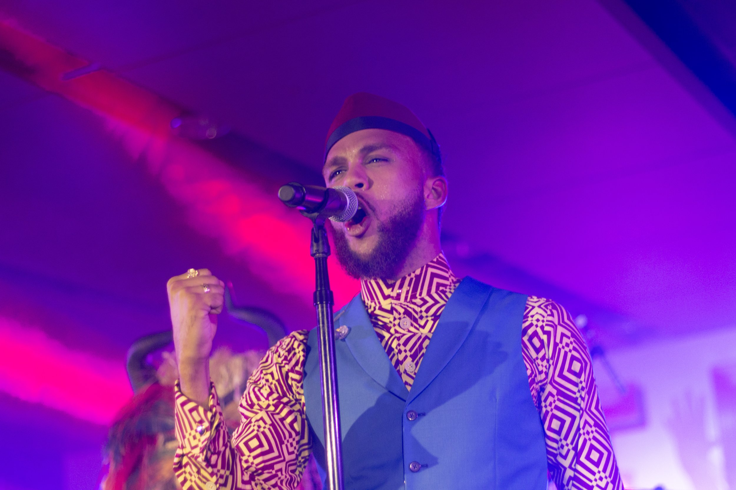 St. Beauty and Jidenna perform at Essence Festival