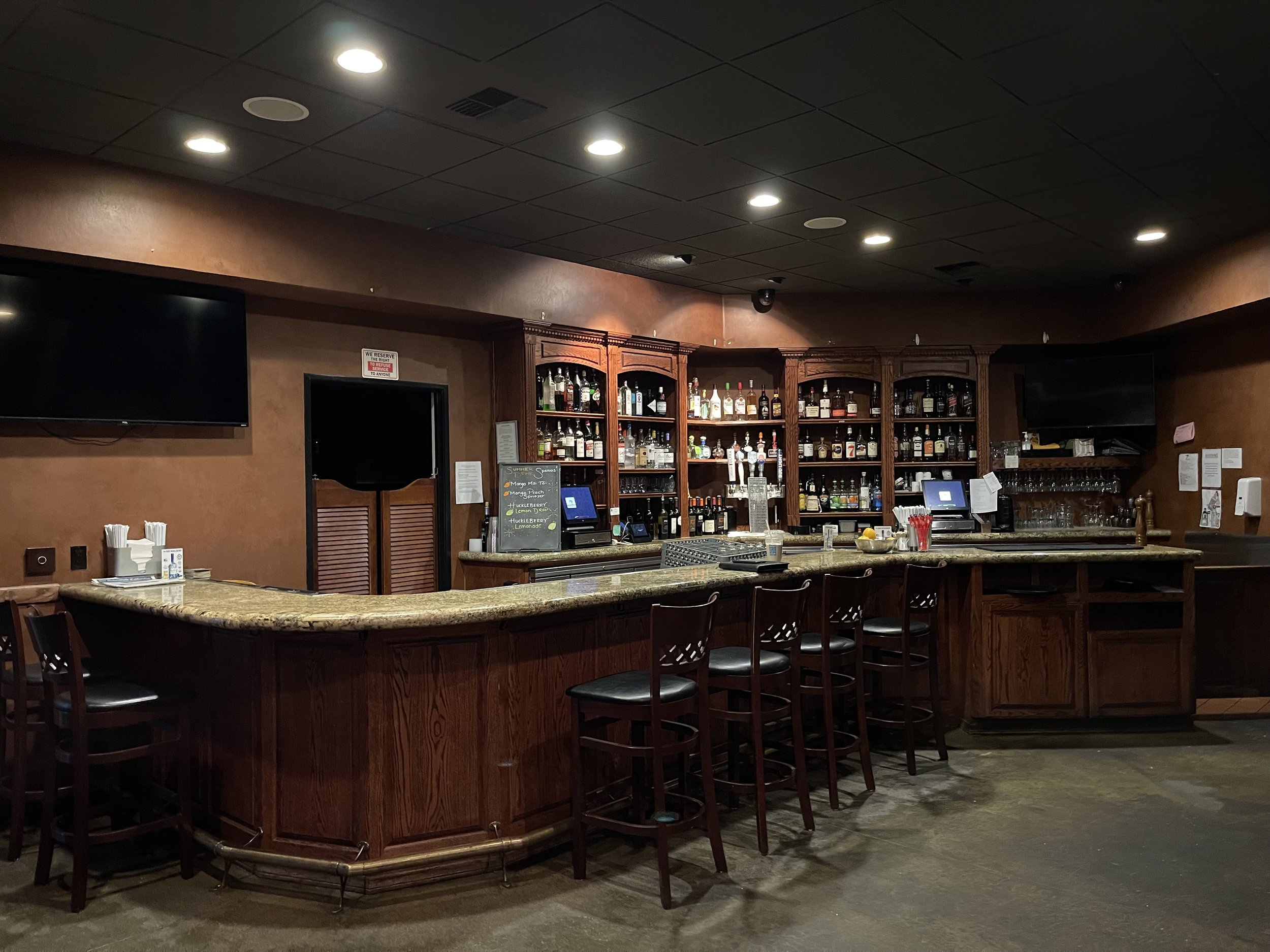 Make a Reservation — Crest Bar and Grill