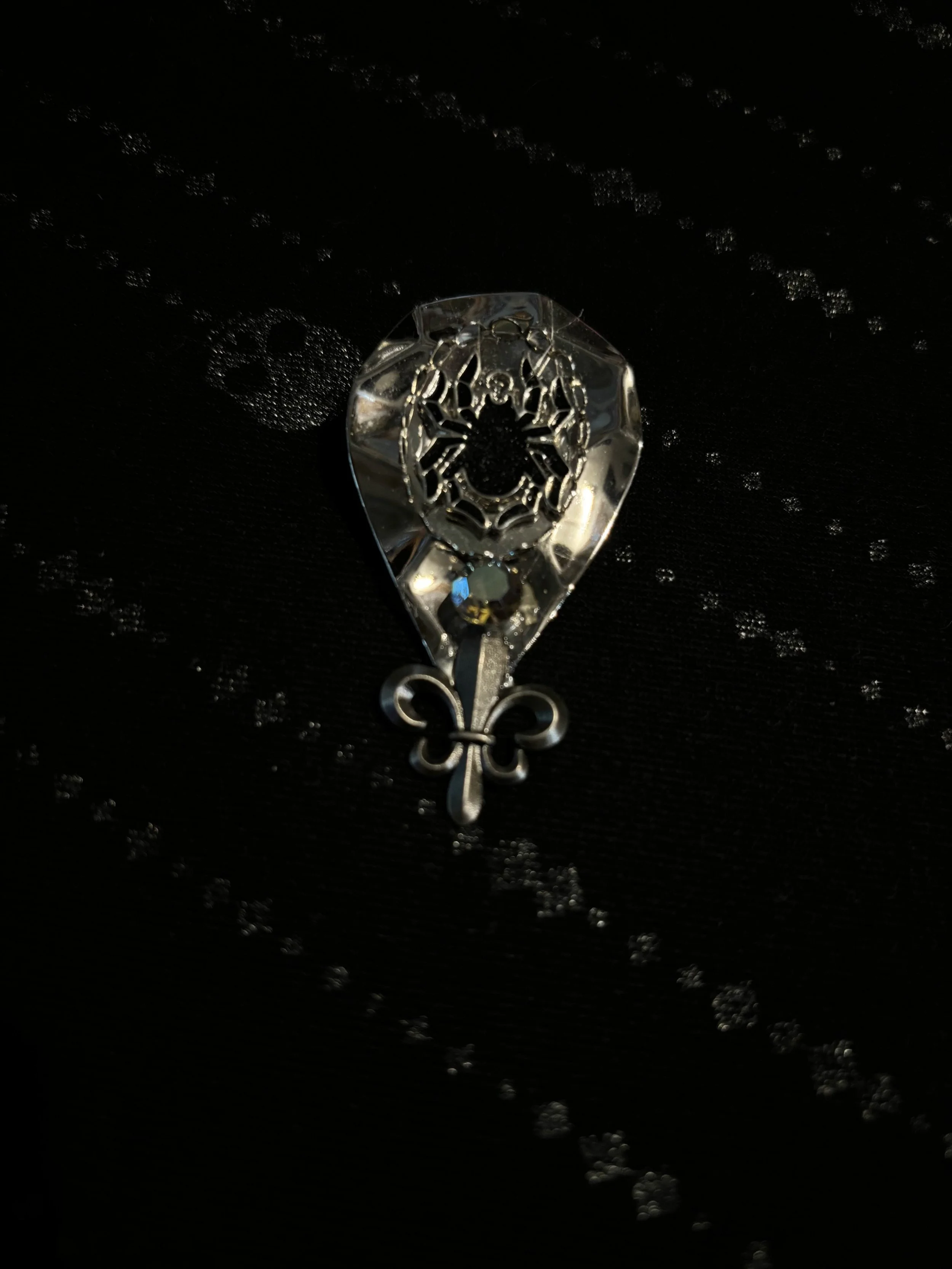 silver spider.jpg