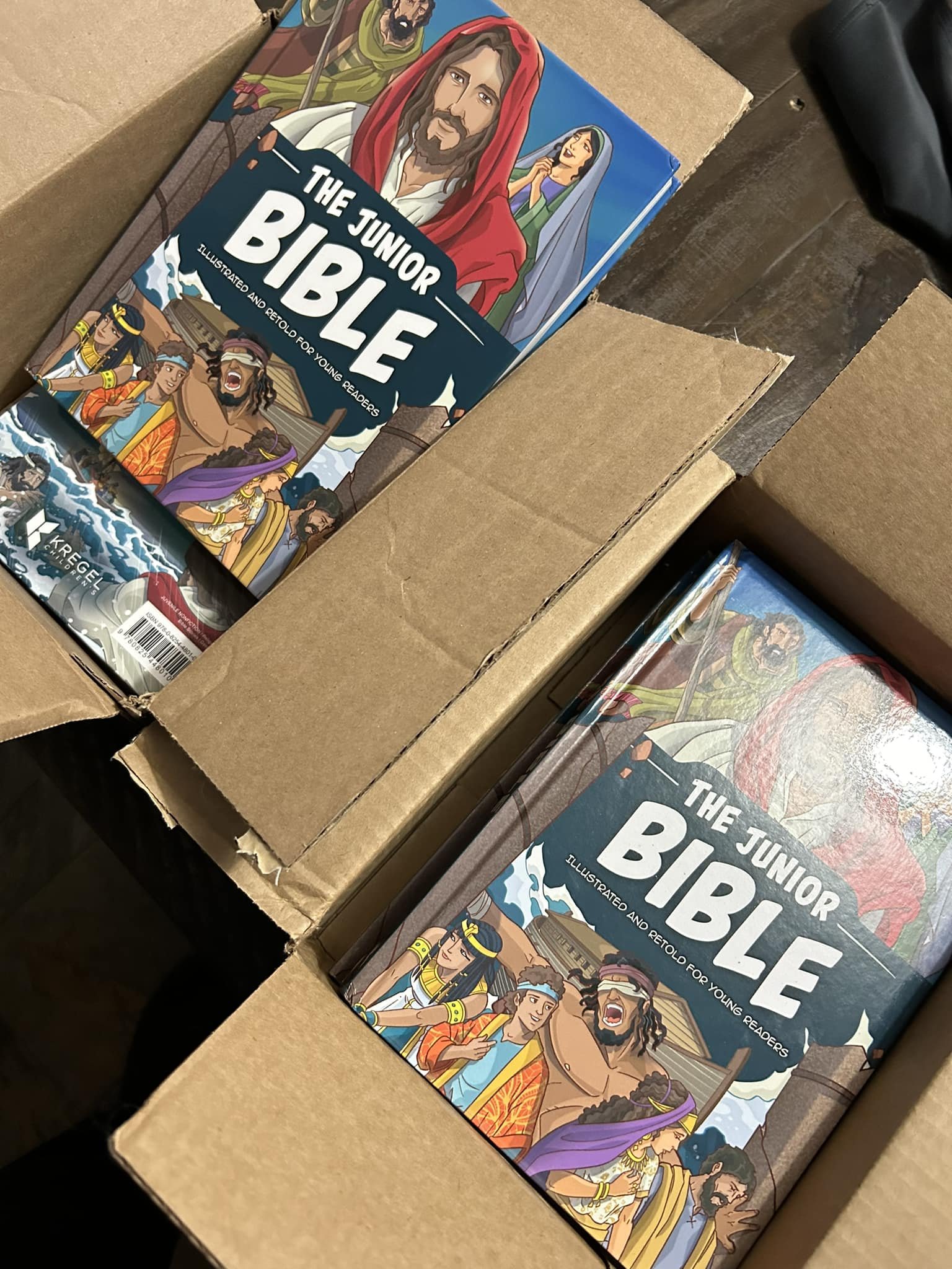Need a Bible for your child? 

(THE BOOK THAT BUILT THE WORLD)💪💪! 

I&rsquo;ve had some great feedback from parents on these youth Bibles. 

I love when I randomly receive messages from parents wanting to see a change in their child, or their child
