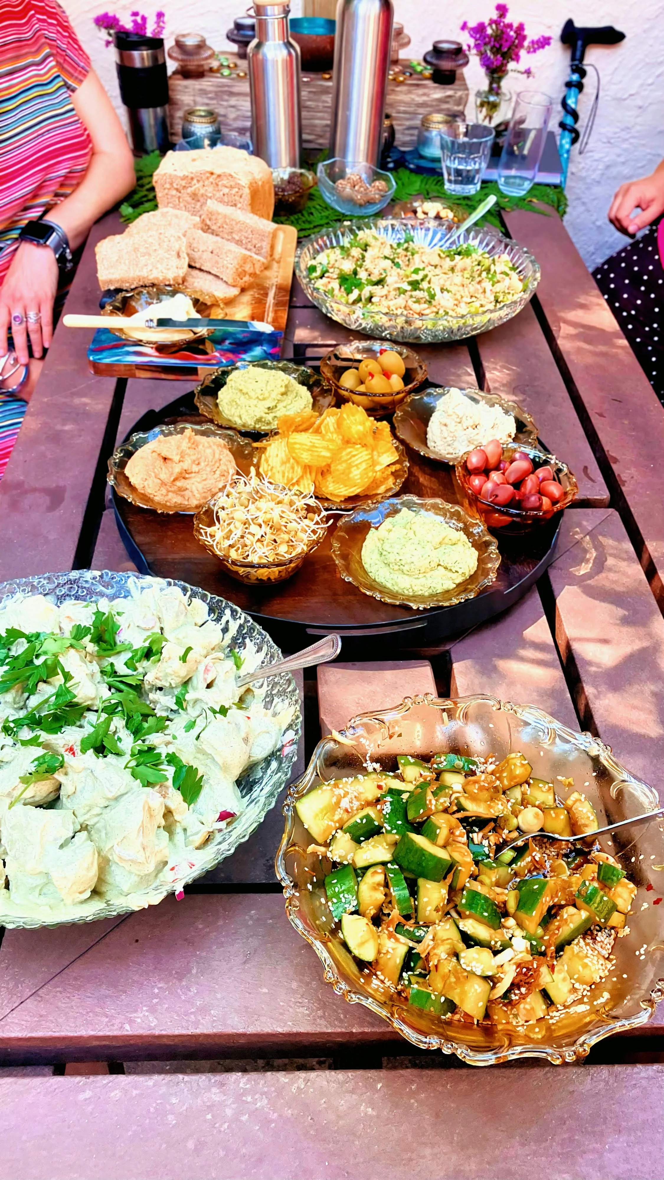 organic vegan lunch at a spiritual rest circle for women in Bristol