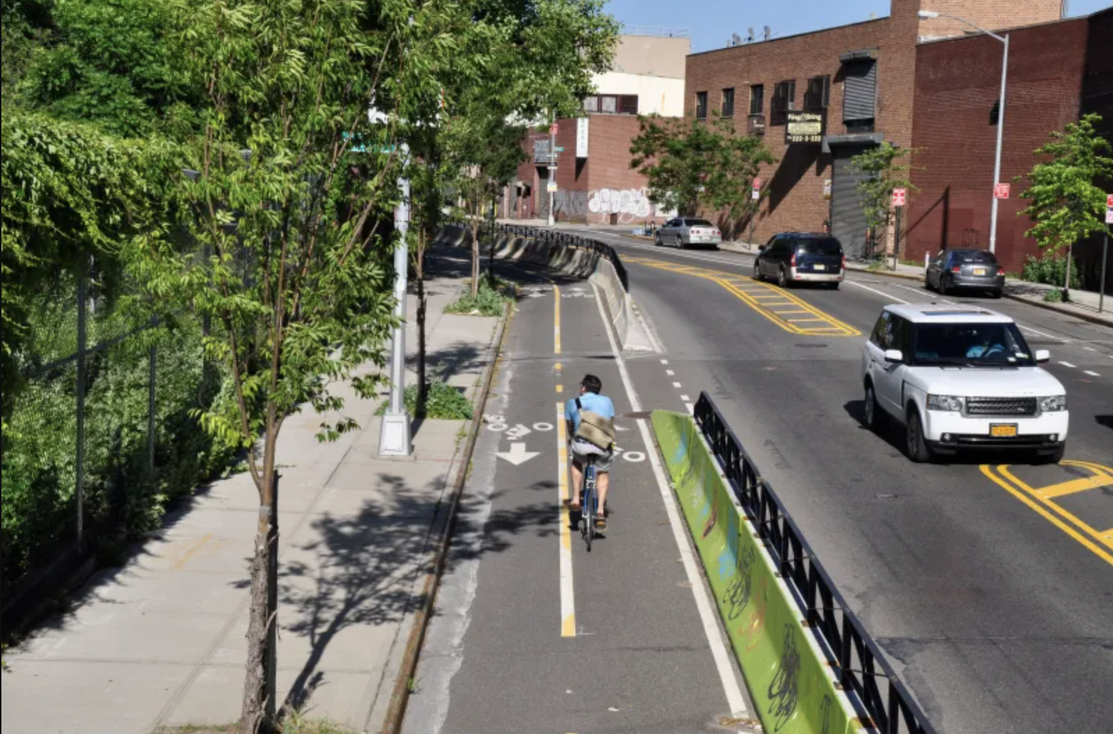 Flushing Avenue bike lane &amp; Subway Time app