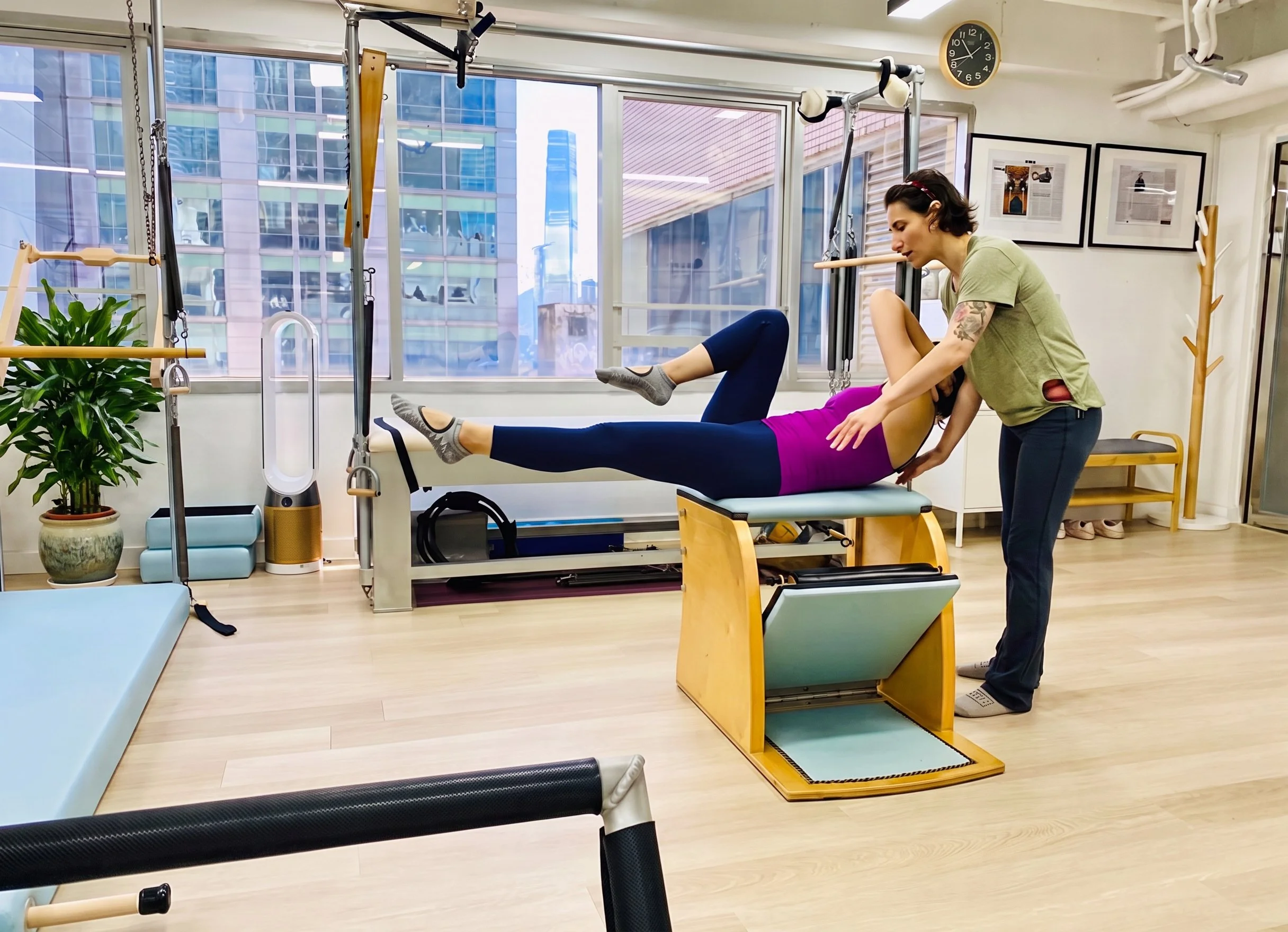 Classical Pilates Hong Kong Sheung Wan. Private lessons, personal training 1-1 and small group classes