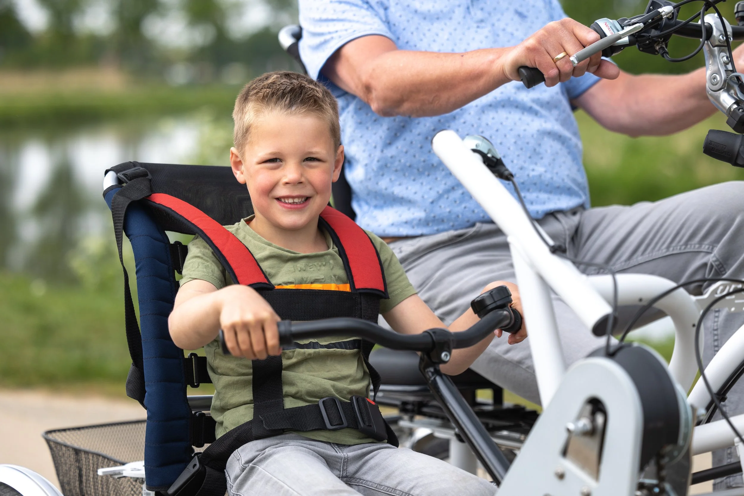 Van Raam Fun2Go duofiets met kinderzit.jpg