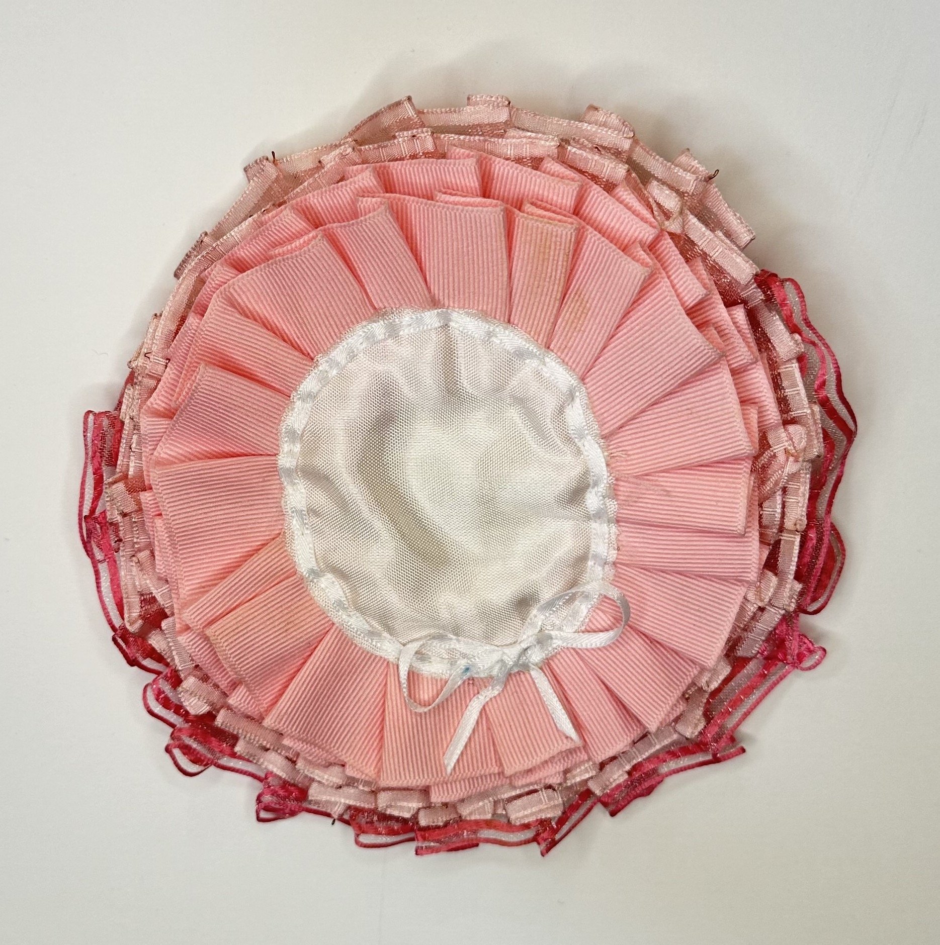 ess_rosette_pink.jpg